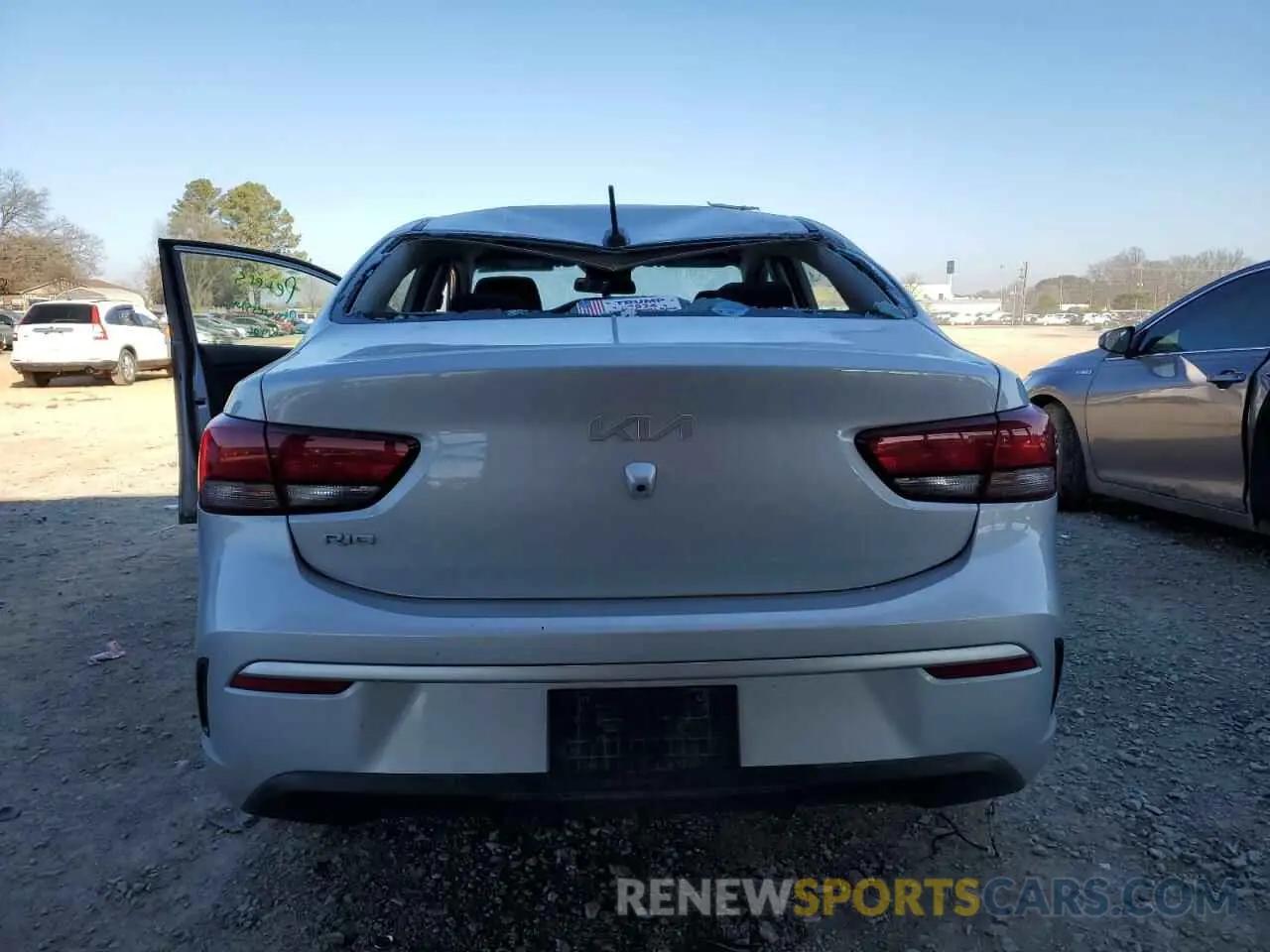 6 Photograph of a damaged car 3KPA24AD8NE434964 KIA RIO 2022
