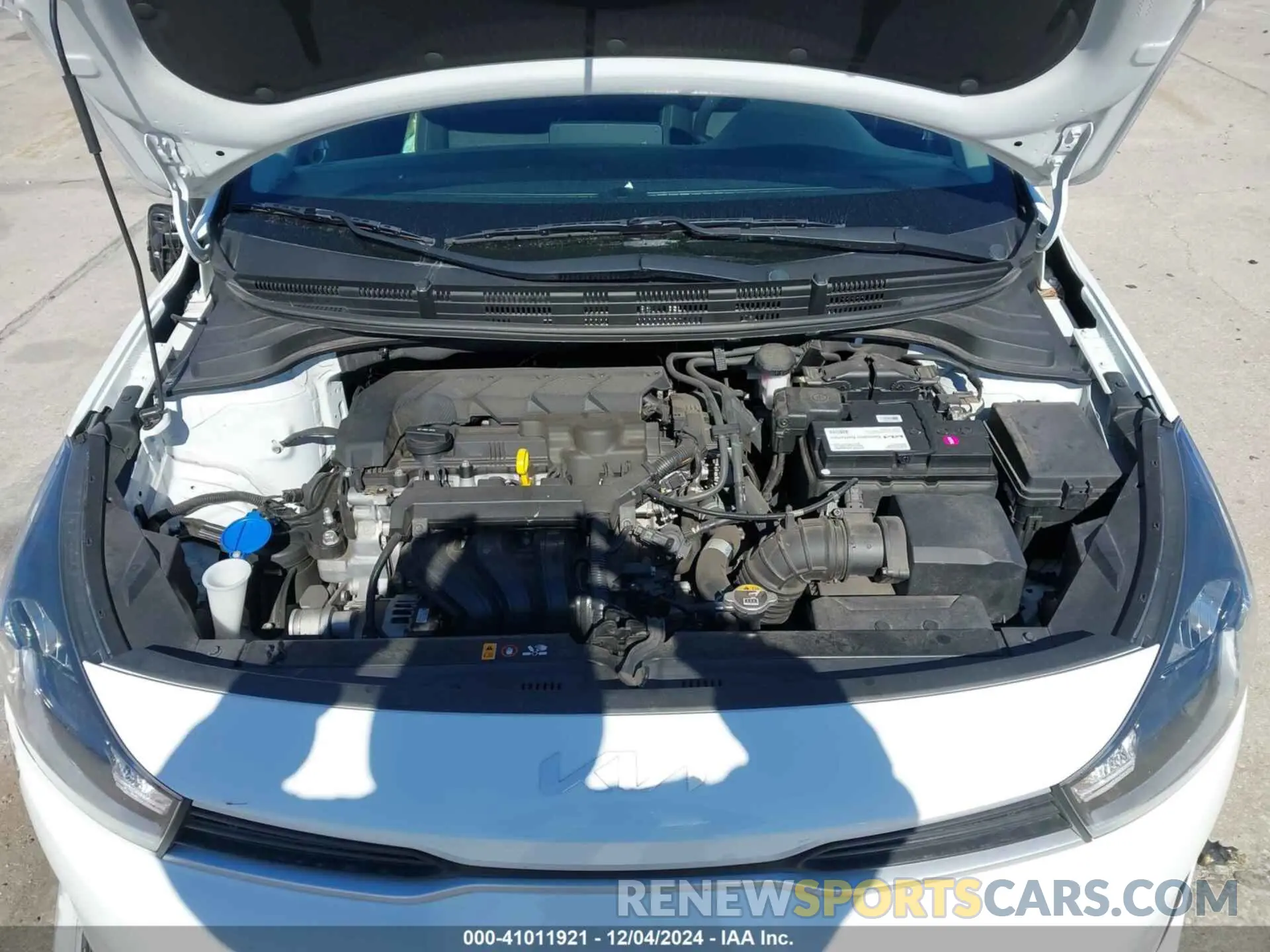 10 Photograph of a damaged car 3KPA24AD8NE443907 KIA RIO 2022