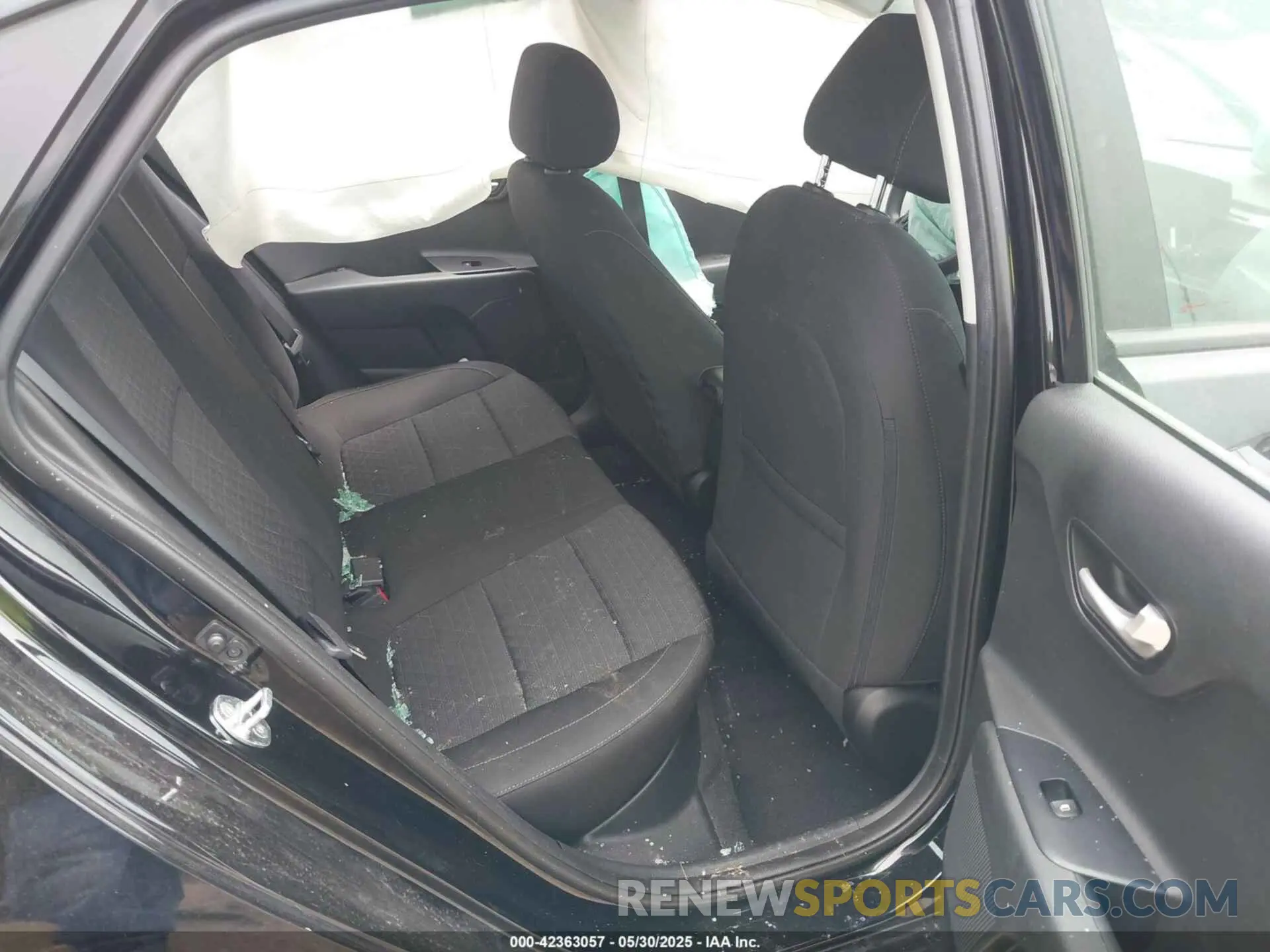 8 Photograph of a damaged car 3KPA24AD9NE452566 KIA RIO 2022