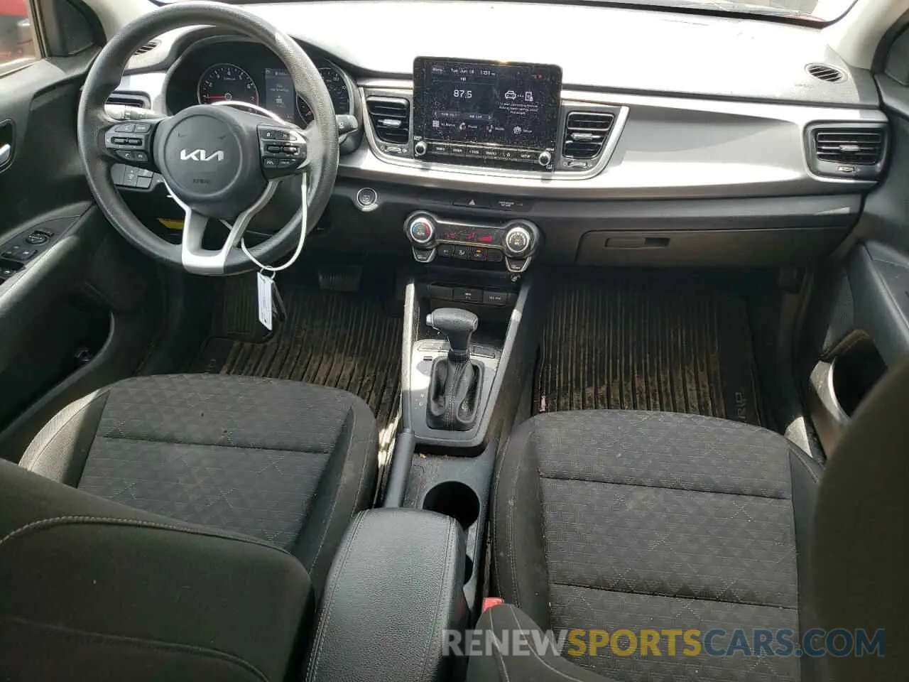 8 Photograph of a damaged car 3KPA24AD9NE454723 KIA RIO 2022