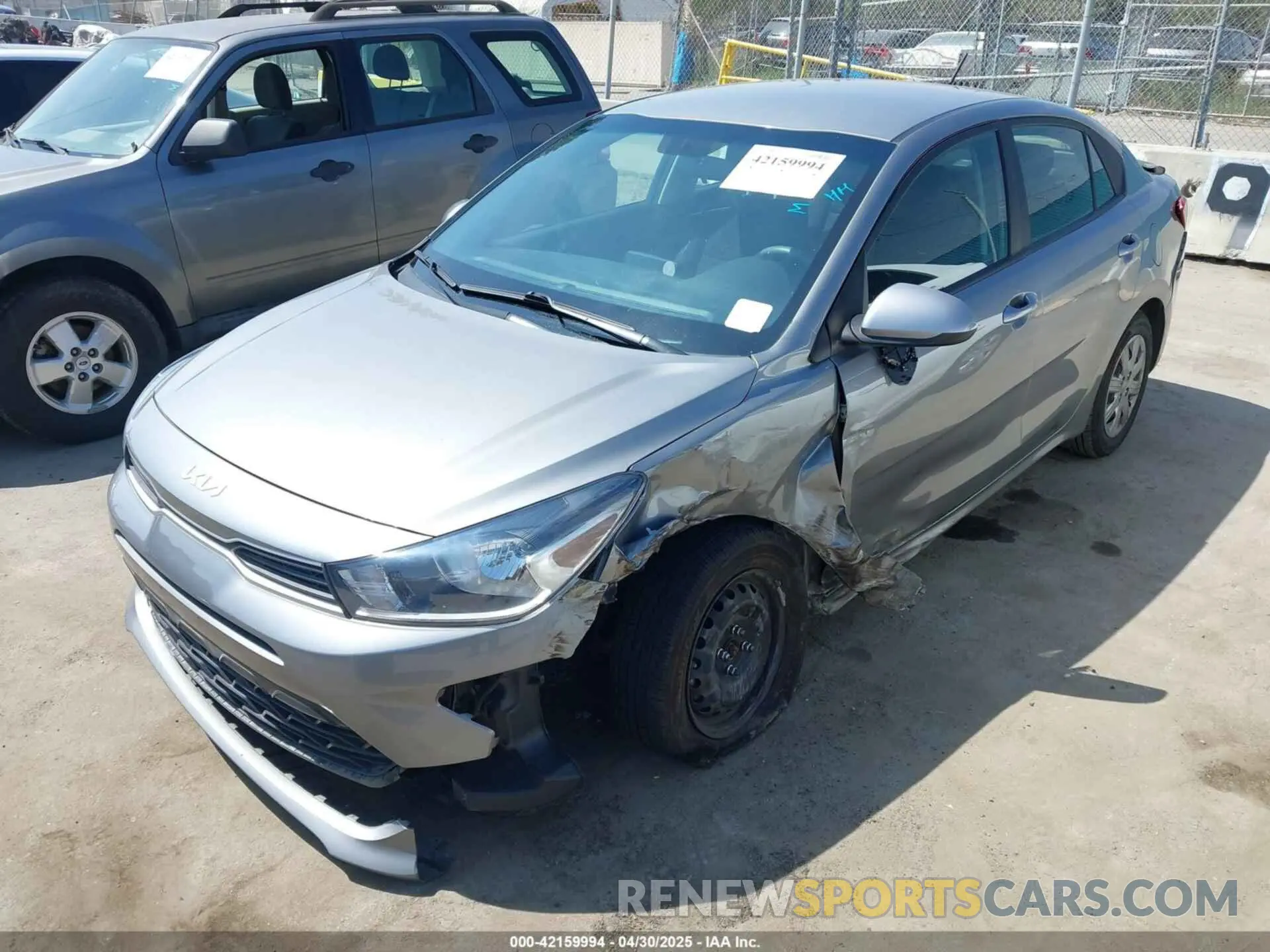 2 Photograph of a damaged car 3KPA24AD9NE477872 KIA RIO 2022