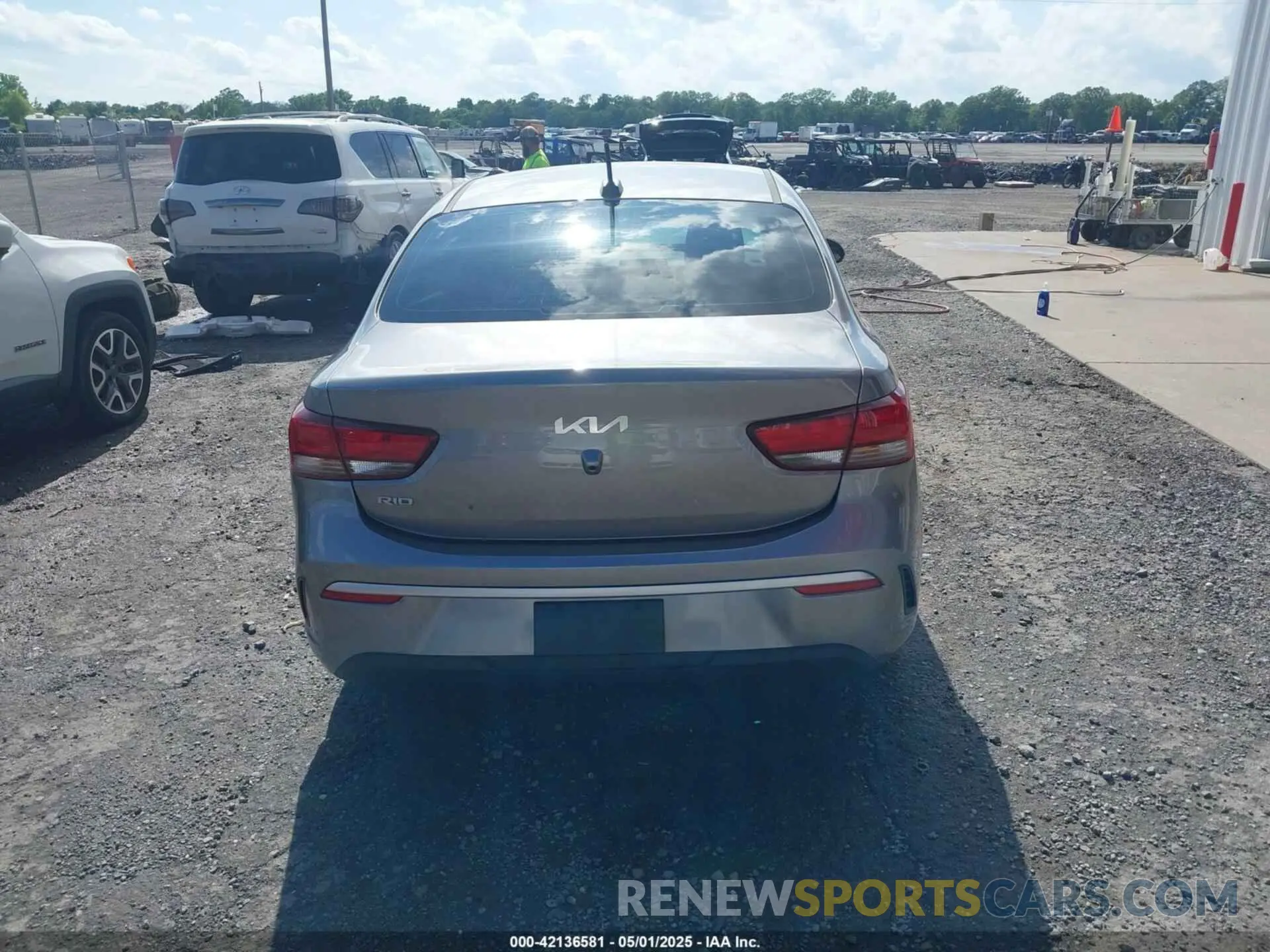 16 Photograph of a damaged car 3KPA24AD9NE488029 KIA RIO 2022