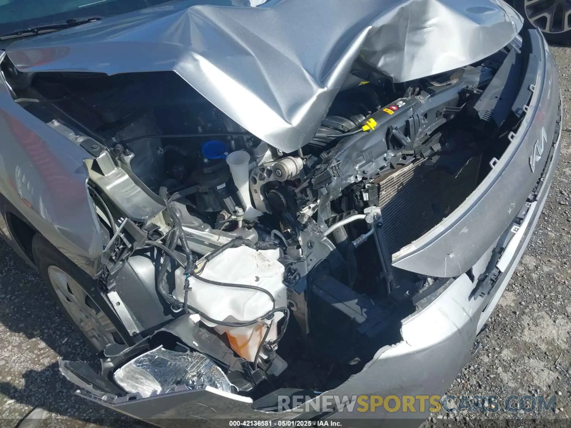 17 Photograph of a damaged car 3KPA24AD9NE488029 KIA RIO 2022