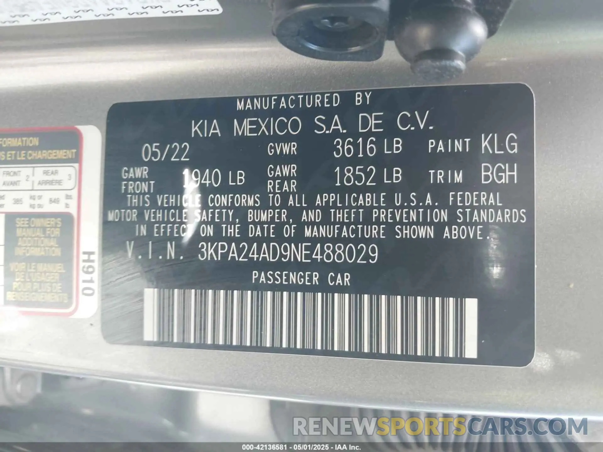 9 Photograph of a damaged car 3KPA24AD9NE488029 KIA RIO 2022