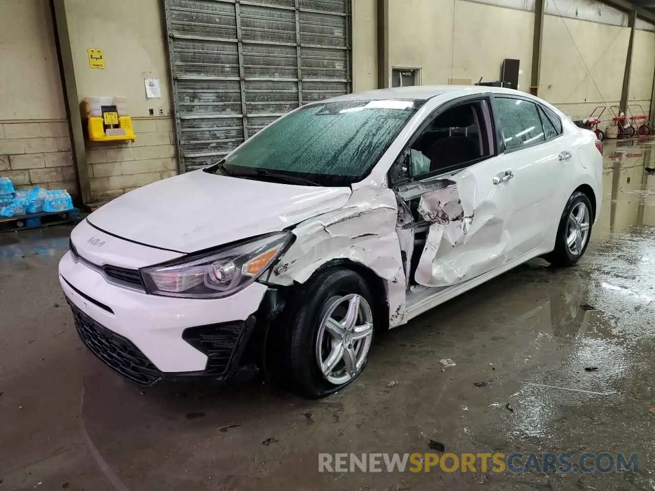 1 Photograph of a damaged car 3KPA24AD9NE496132 KIA RIO 2022