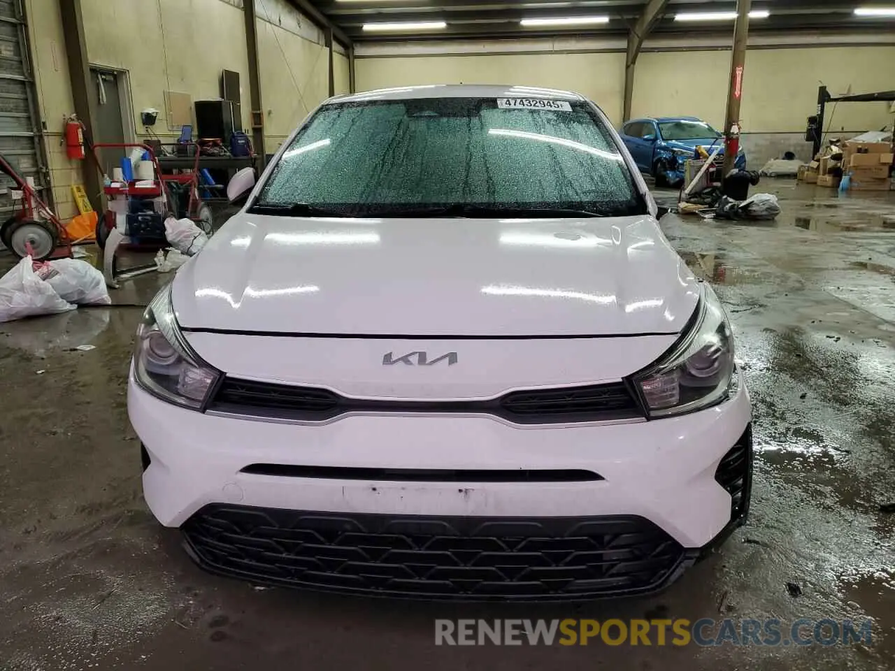 5 Photograph of a damaged car 3KPA24AD9NE496132 KIA RIO 2022