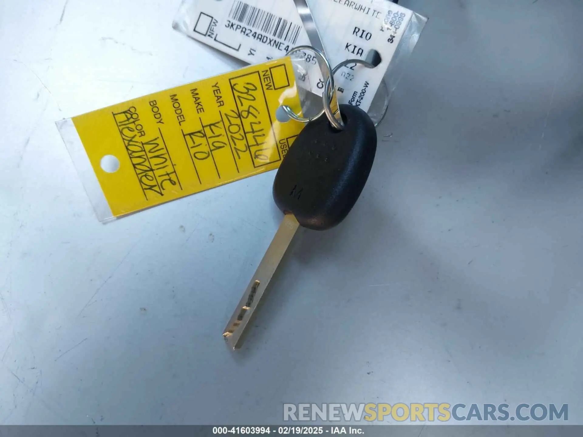11 Photograph of a damaged car 3KPA24ADXNE445285 KIA RIO 2022