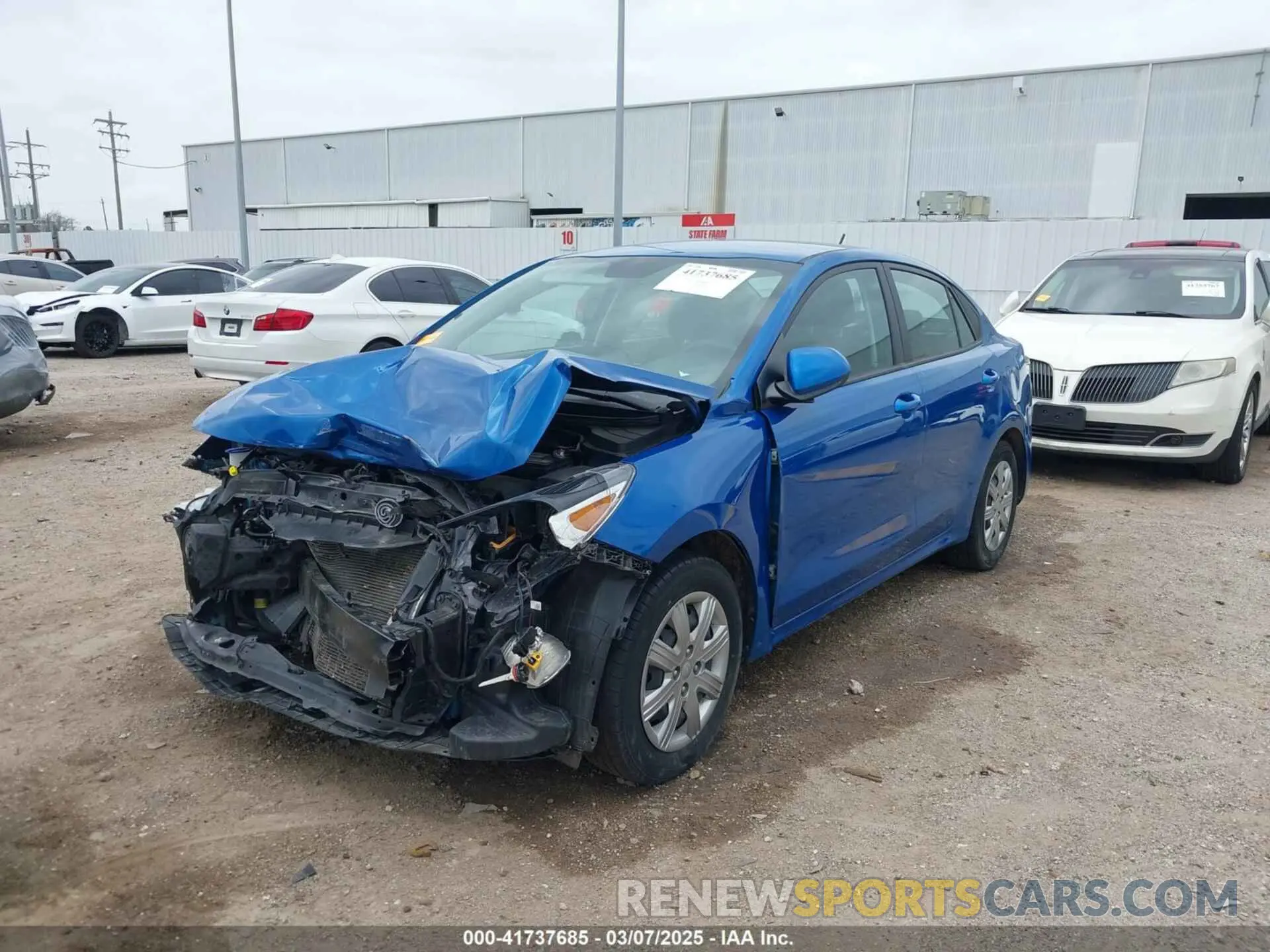 2 Photograph of a damaged car 3KPA24ADXNE508756 KIA RIO 2022