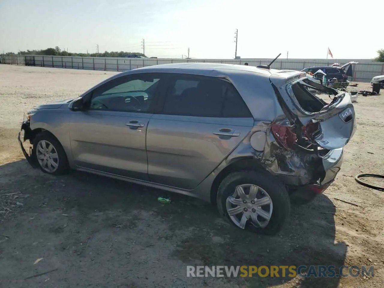 2 Photograph of a damaged car 3KPA25AD0NE482688 KIA RIO 2022