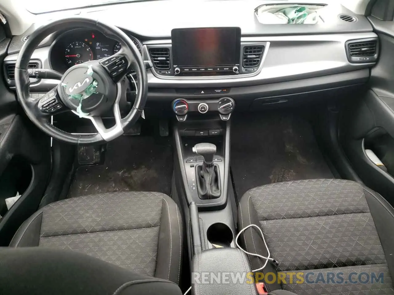 8 Photograph of a damaged car 3KPA25AD2NE464225 KIA RIO 2022