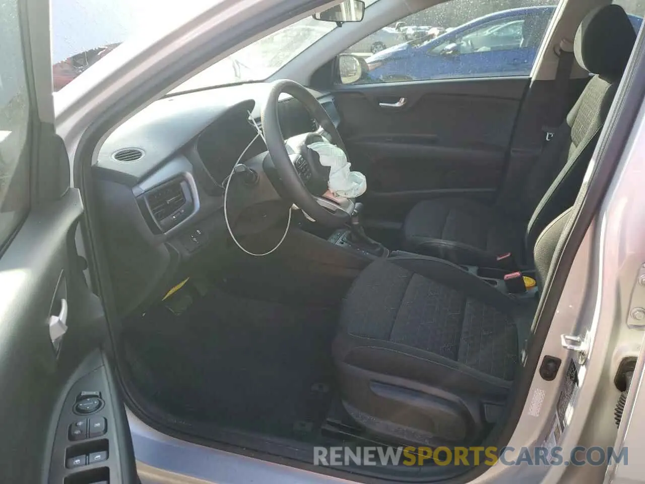 7 Photograph of a damaged car 3KPA24AD0PE525455 KIA RIO 2023
