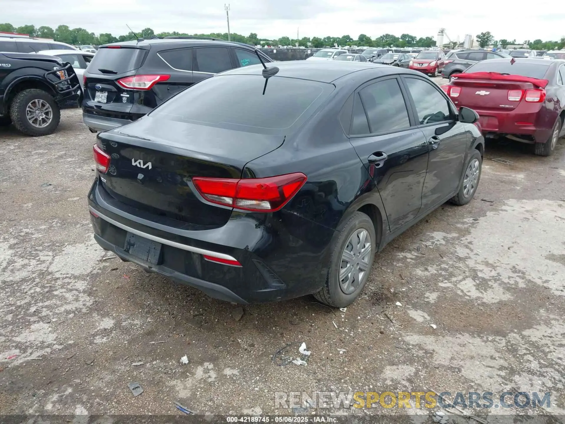4 Photograph of a damaged car 3KPA24AD0PE544068 KIA RIO 2023