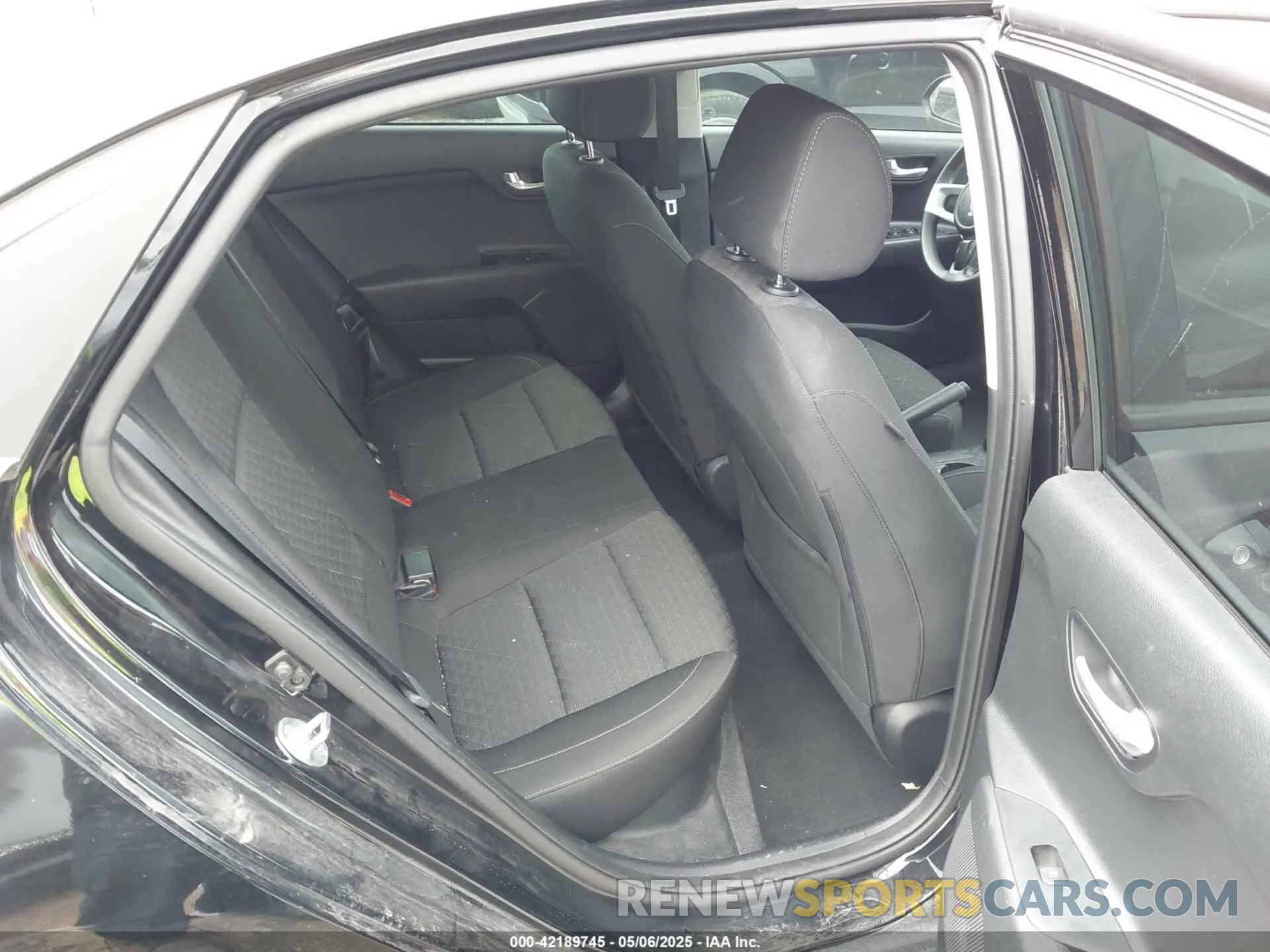 8 Photograph of a damaged car 3KPA24AD0PE544068 KIA RIO 2023