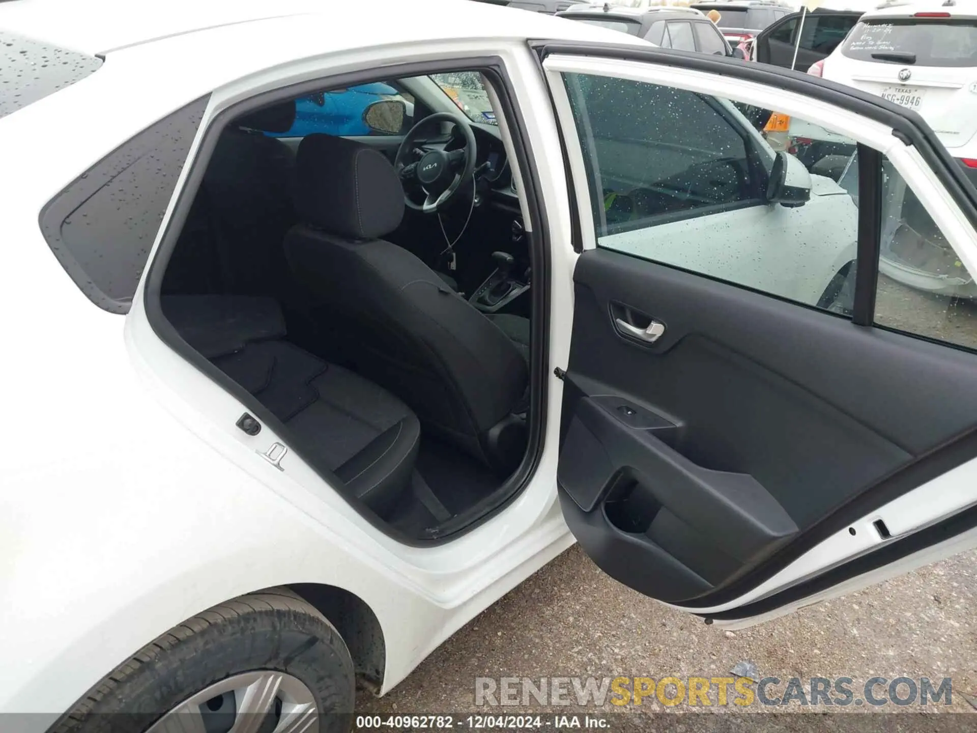 7 Photograph of a damaged car 3KPA24AD0PE544118 KIA RIO 2023