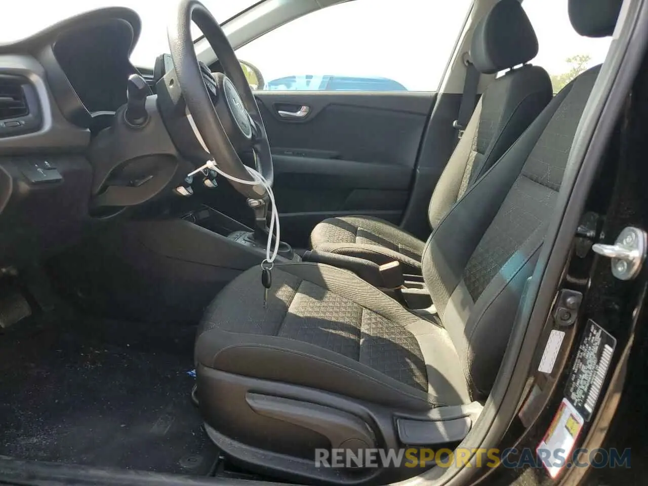 7 Photograph of a damaged car 3KPA24AD0PE565857 KIA RIO 2023