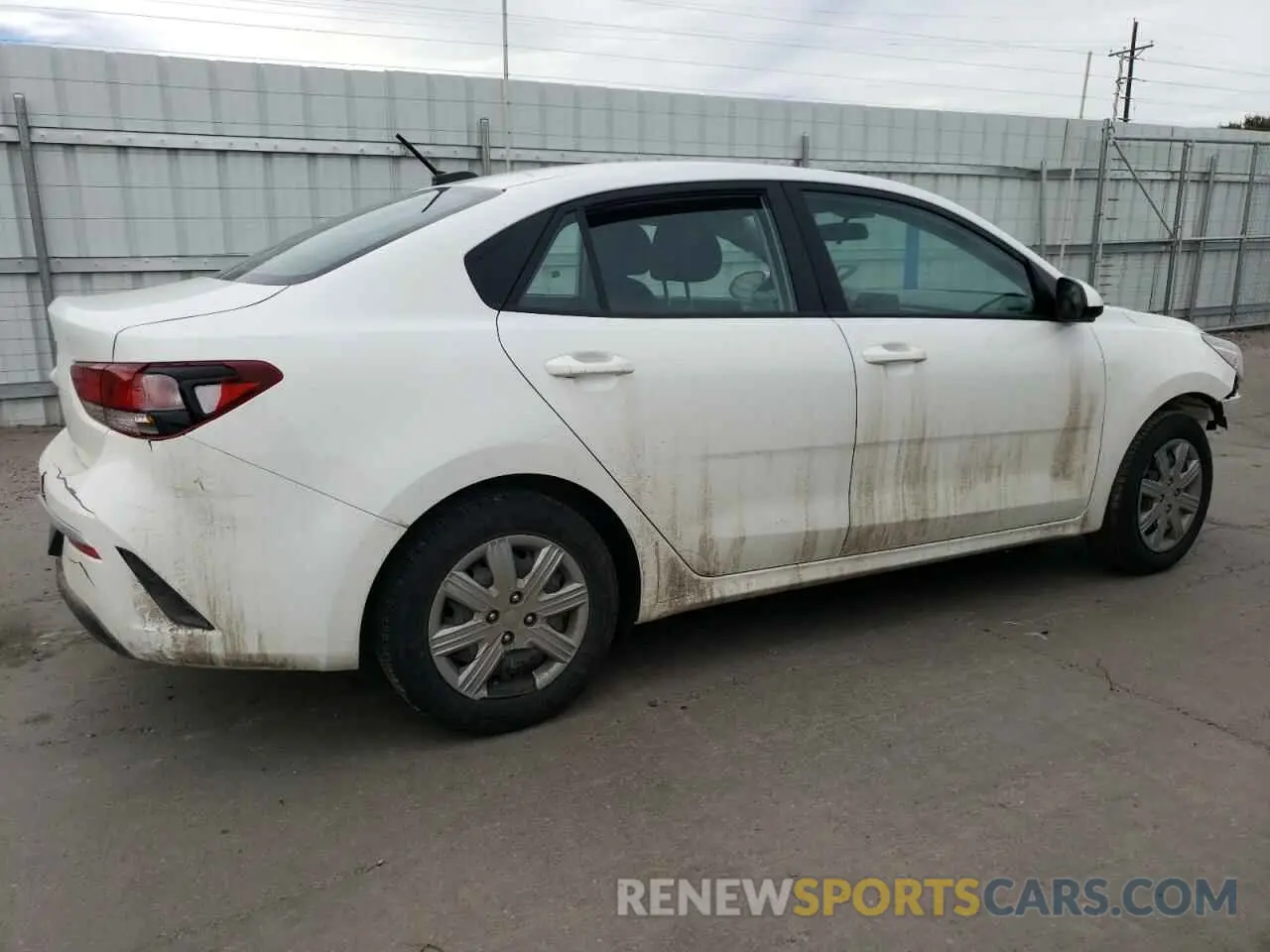 3 Photograph of a damaged car 3KPA24AD0PE566085 KIA RIO 2023