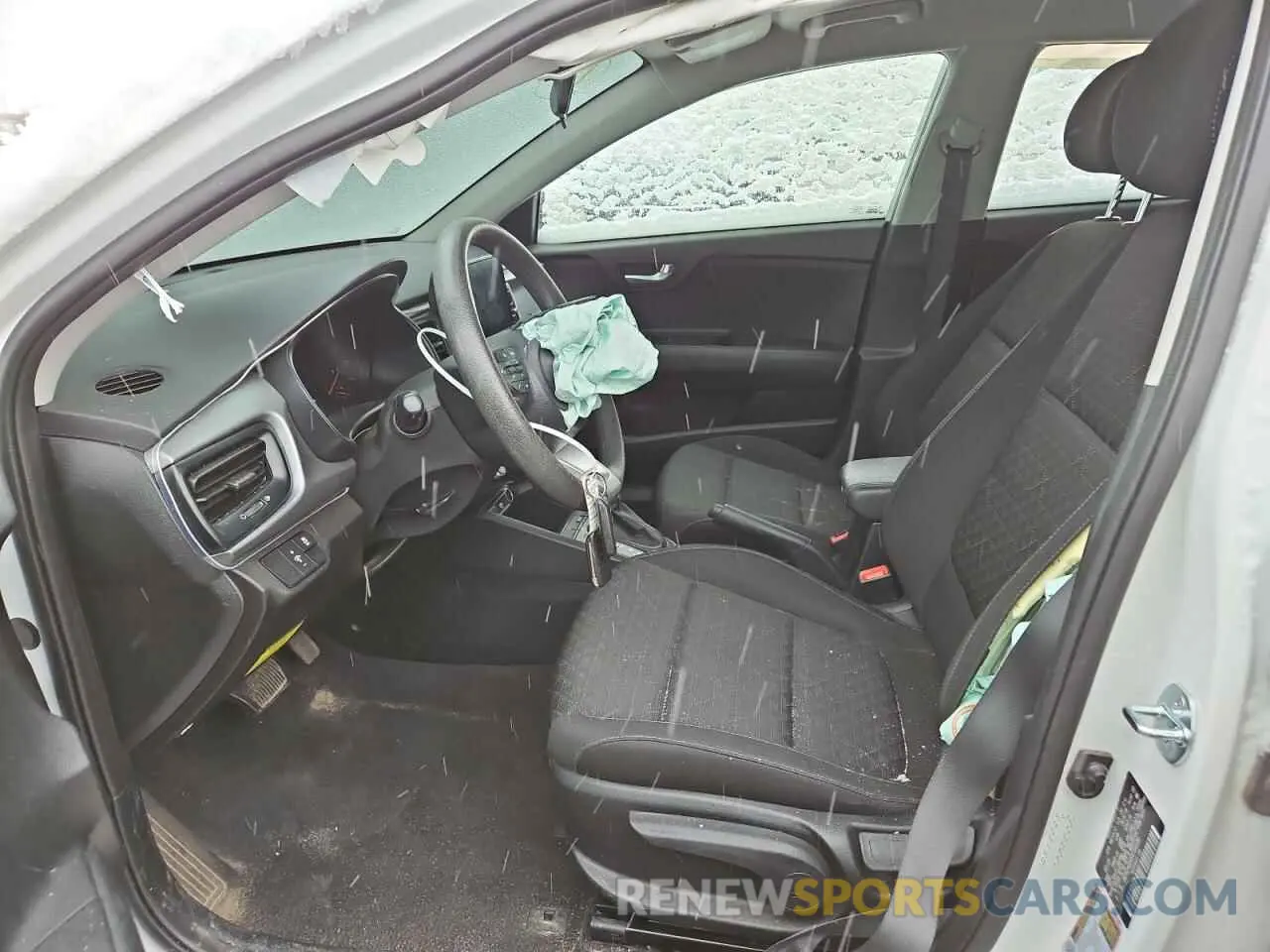 7 Photograph of a damaged car 3KPA24AD0PE566085 KIA RIO 2023