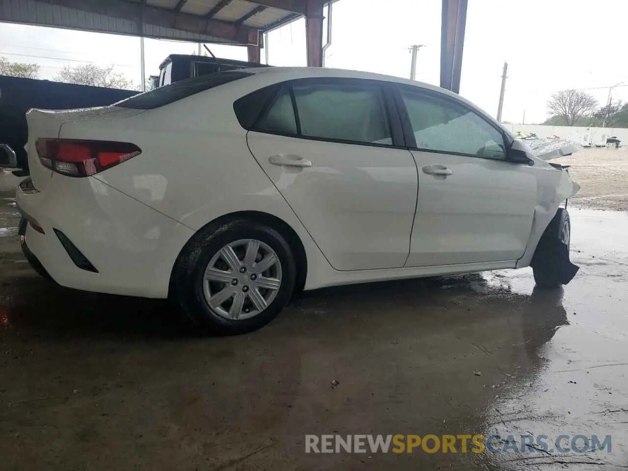 3 Photograph of a damaged car 3KPA24AD1PE521334 KIA RIO 2023