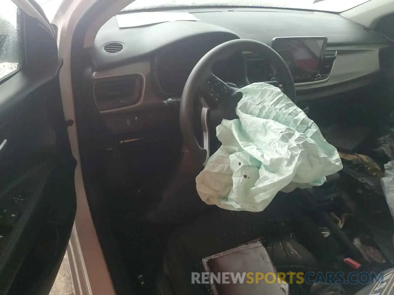 8 Photograph of a damaged car 3KPA24AD1PE521334 KIA RIO 2023