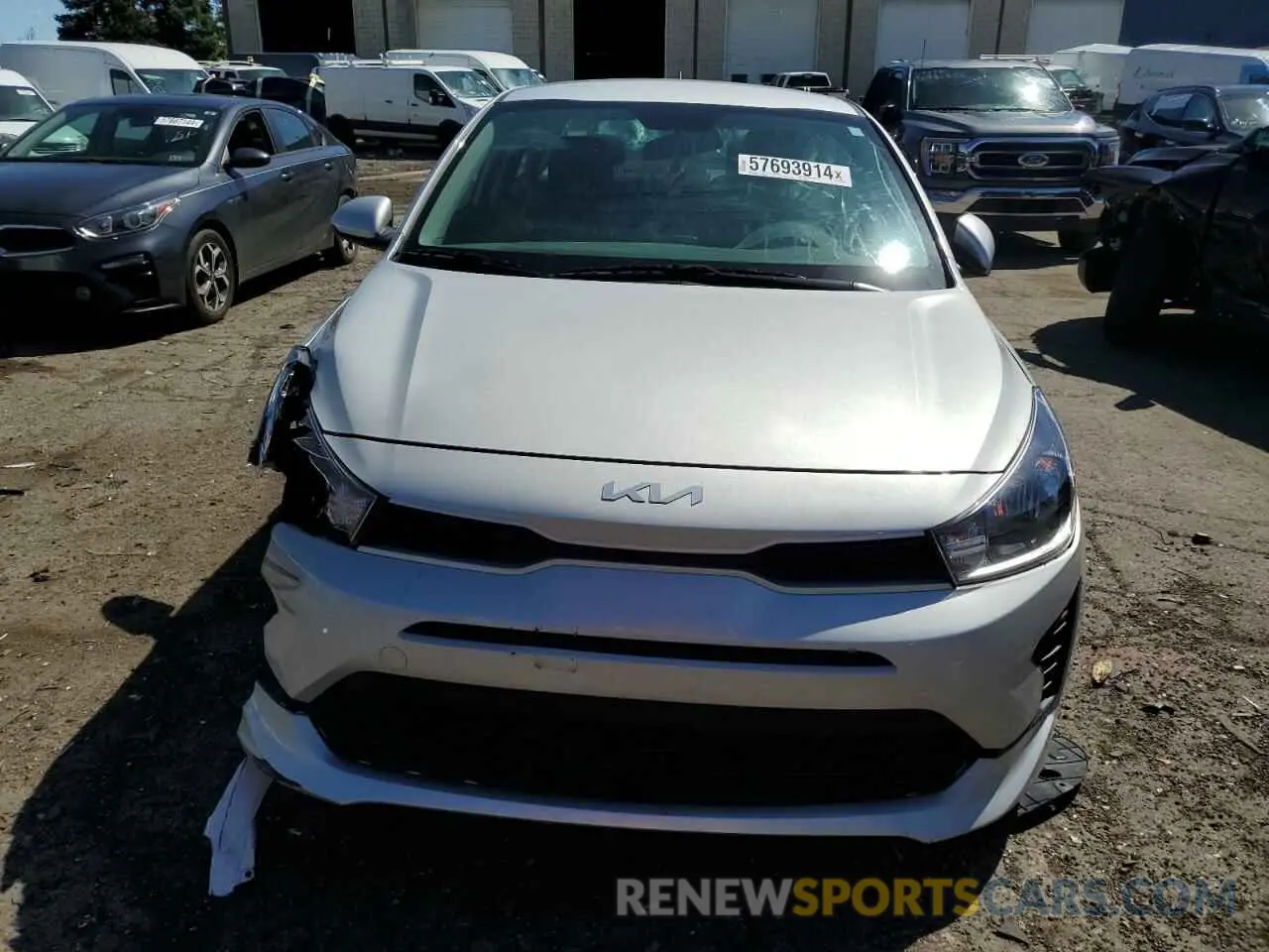 5 Photograph of a damaged car 3KPA24AD1PE586961 KIA RIO 2023