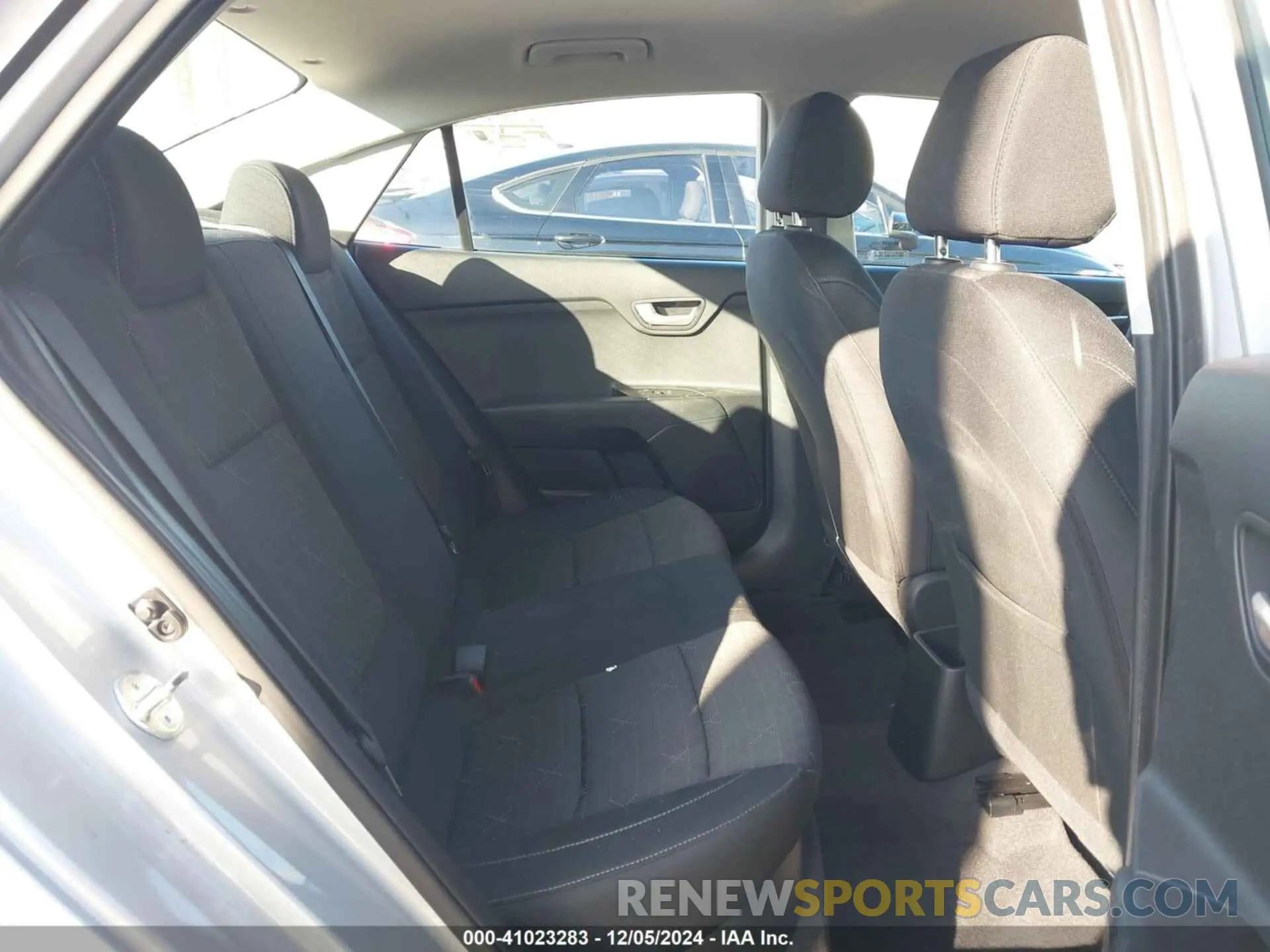 8 Photograph of a damaged car 3KPA24AD1PE599290 KIA RIO 2023