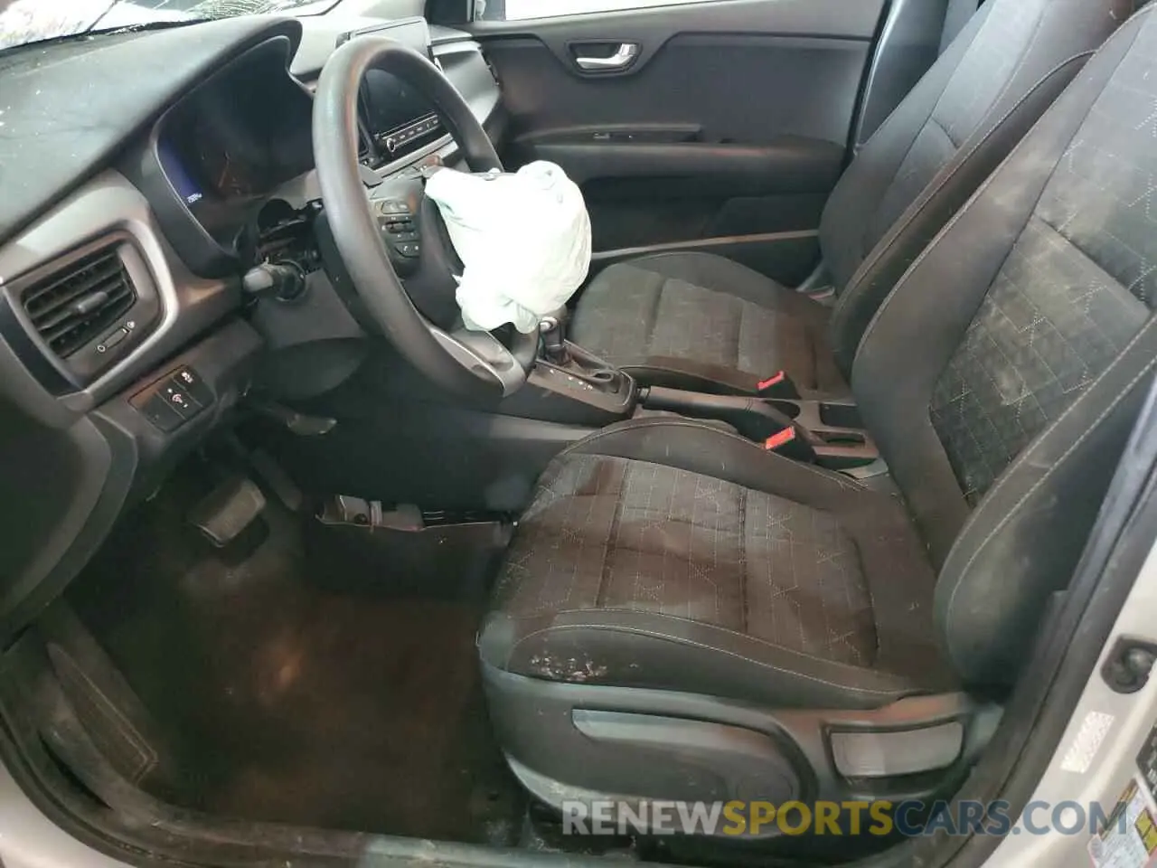 7 Photograph of a damaged car 3KPA24AD1PE618985 KIA RIO 2023