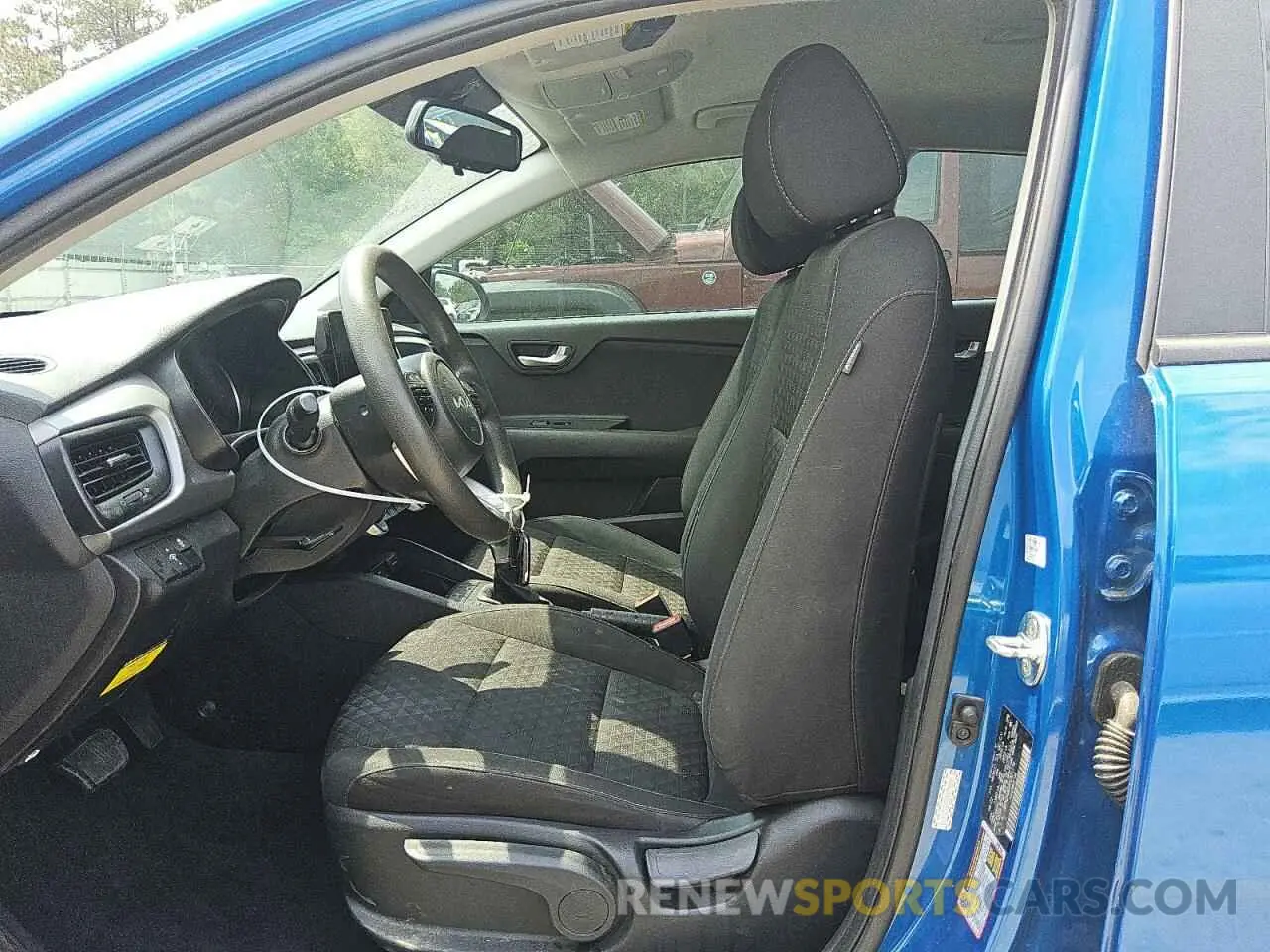 7 Photograph of a damaged car 3KPA24AD2PE521178 KIA RIO 2023