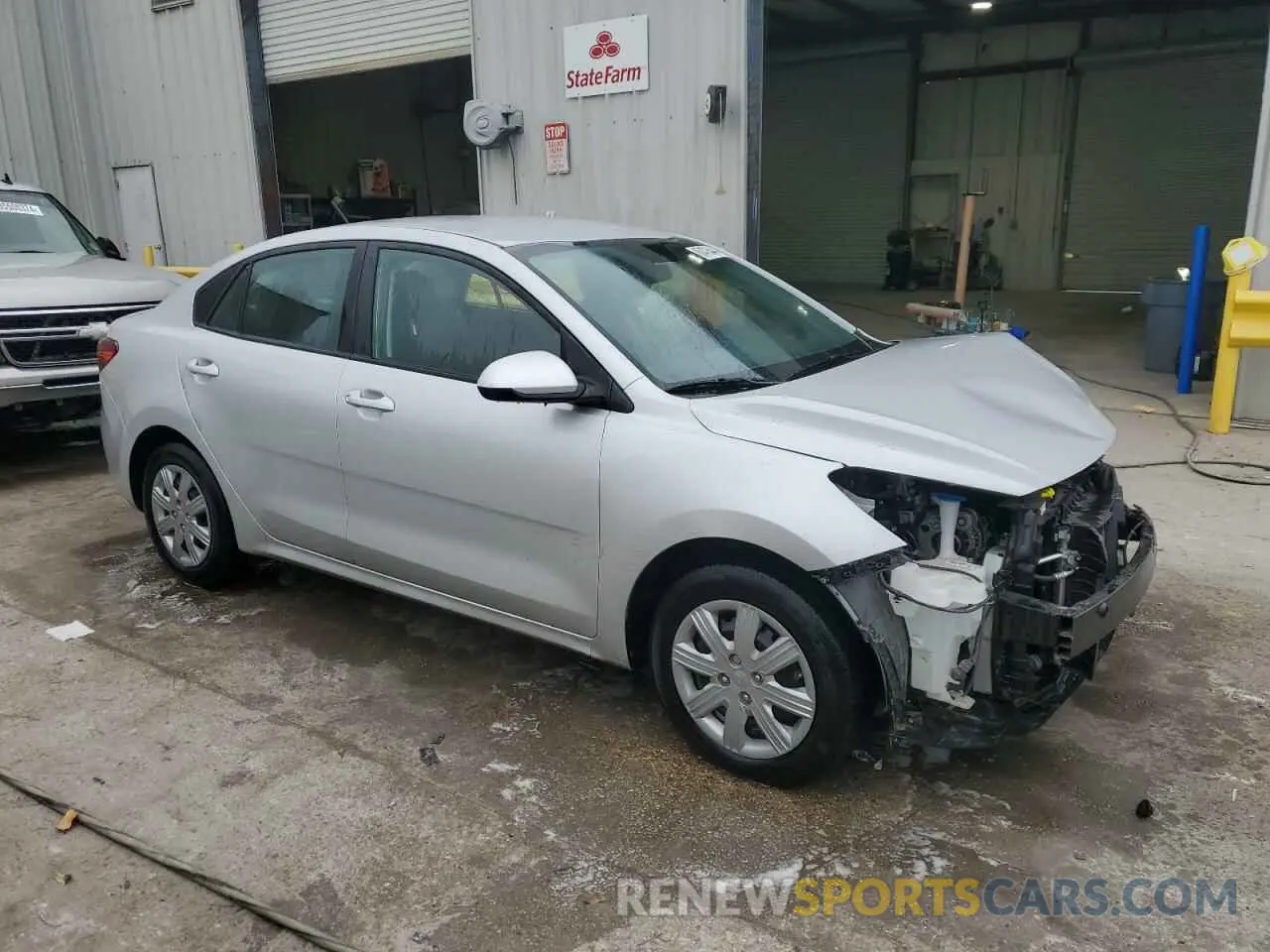 4 Photograph of a damaged car 3KPA24AD2PE600513 KIA RIO 2023