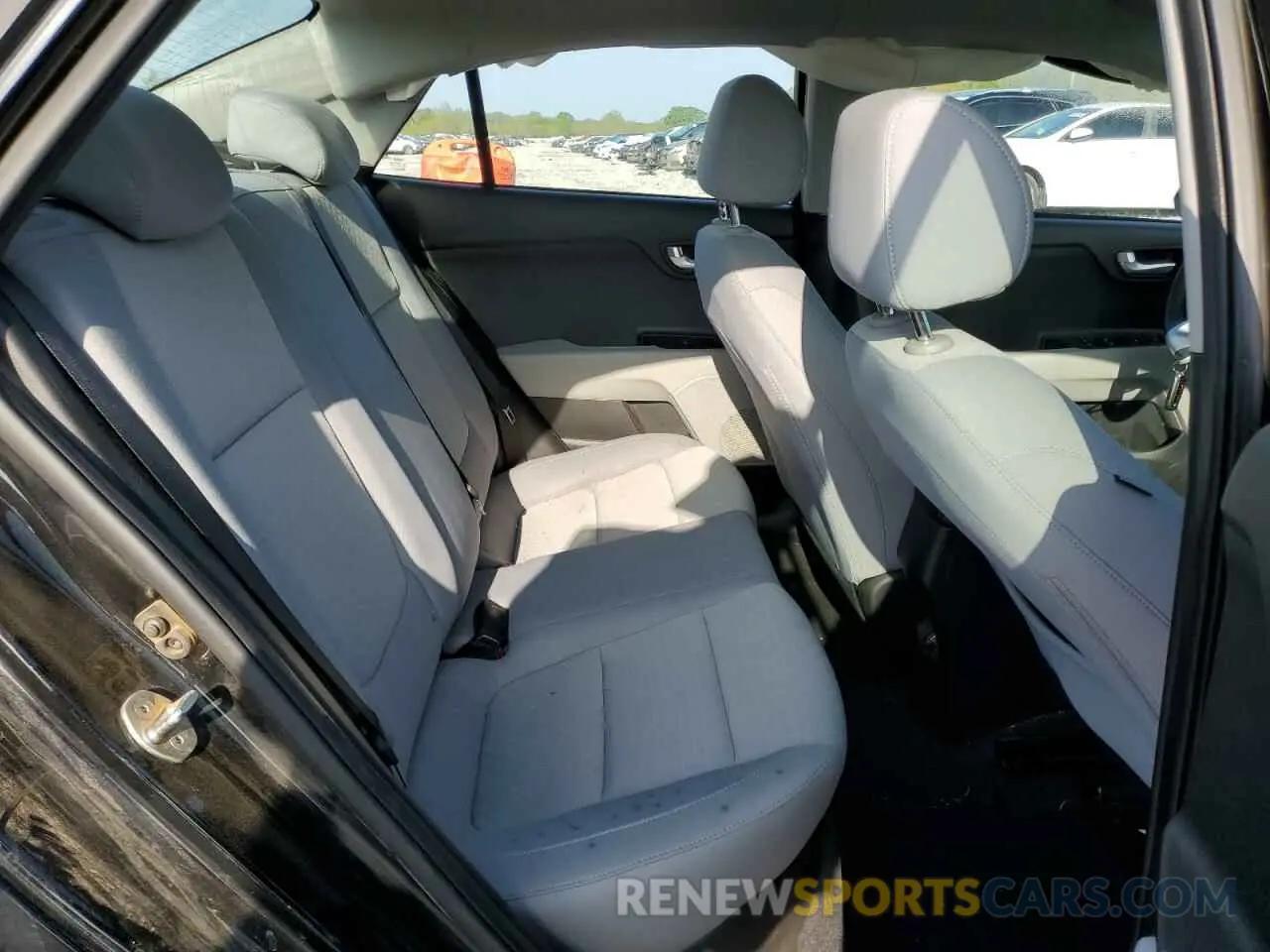 10 Photograph of a damaged car 3KPA24AD2PE601824 KIA RIO 2023