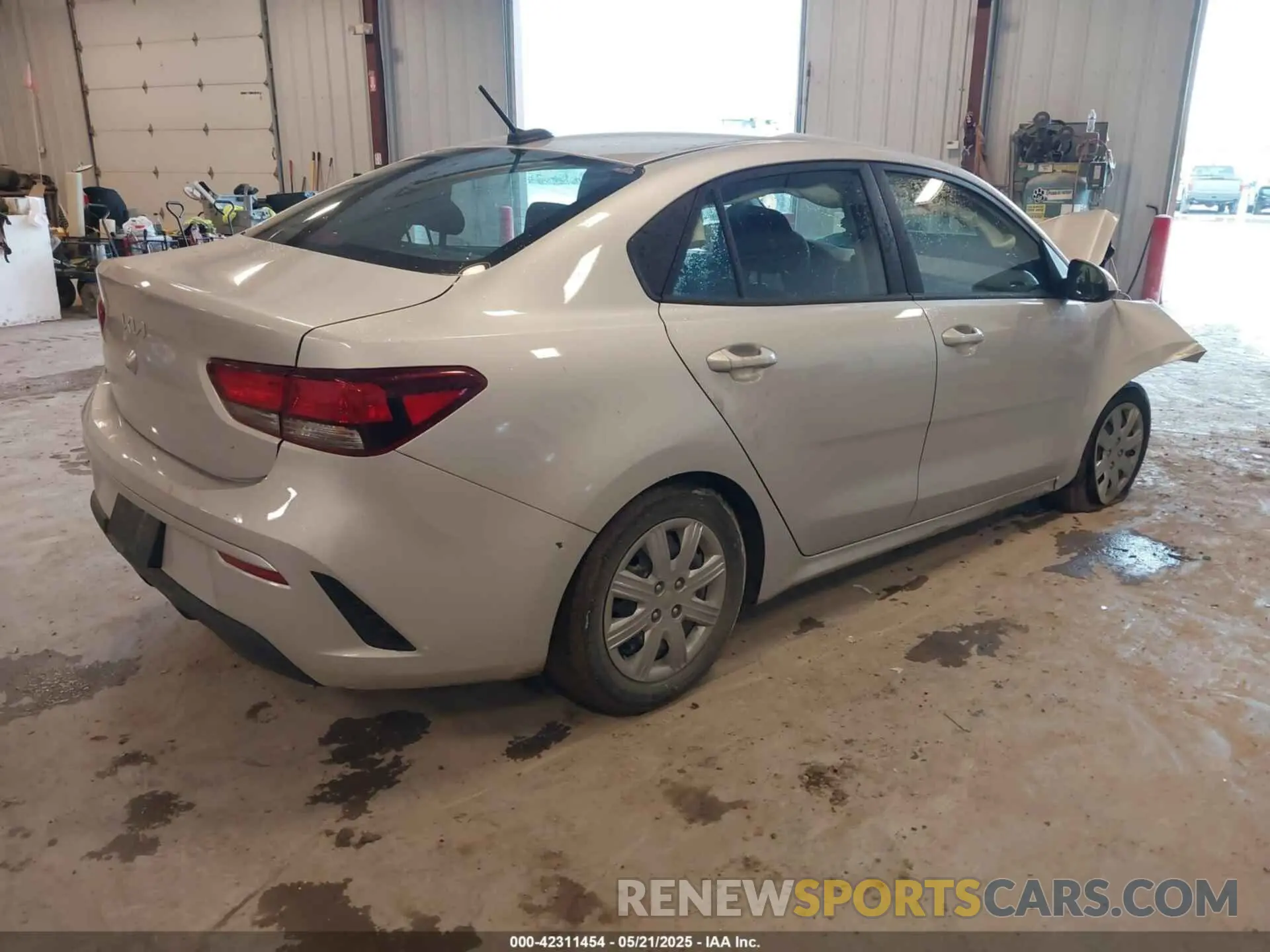 4 Photograph of a damaged car 3KPA24AD3PE556649 KIA RIO 2023