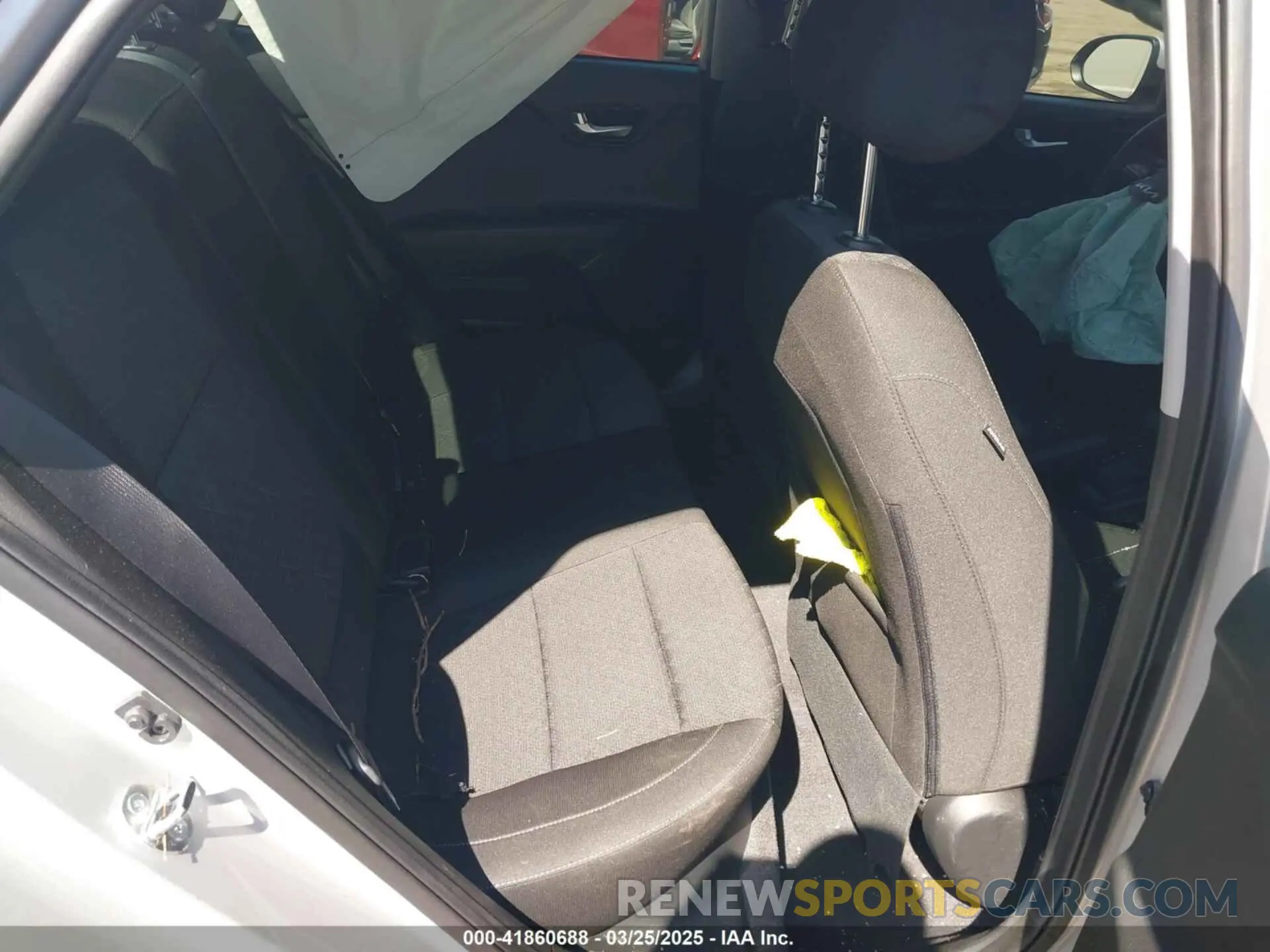8 Photograph of a damaged car 3KPA24AD4PE602411 KIA RIO 2023