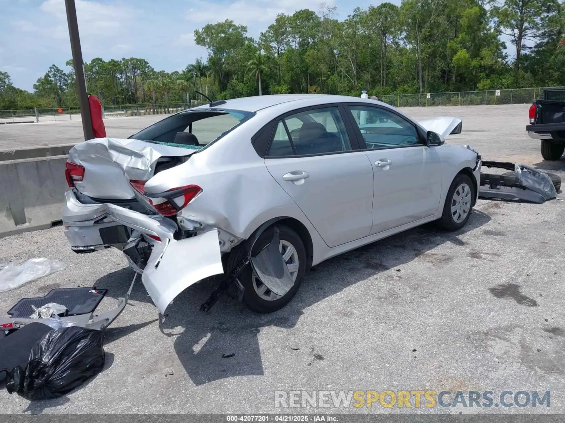 4 Photograph of a damaged car 3KPA24AD4PE604207 KIA RIO 2023