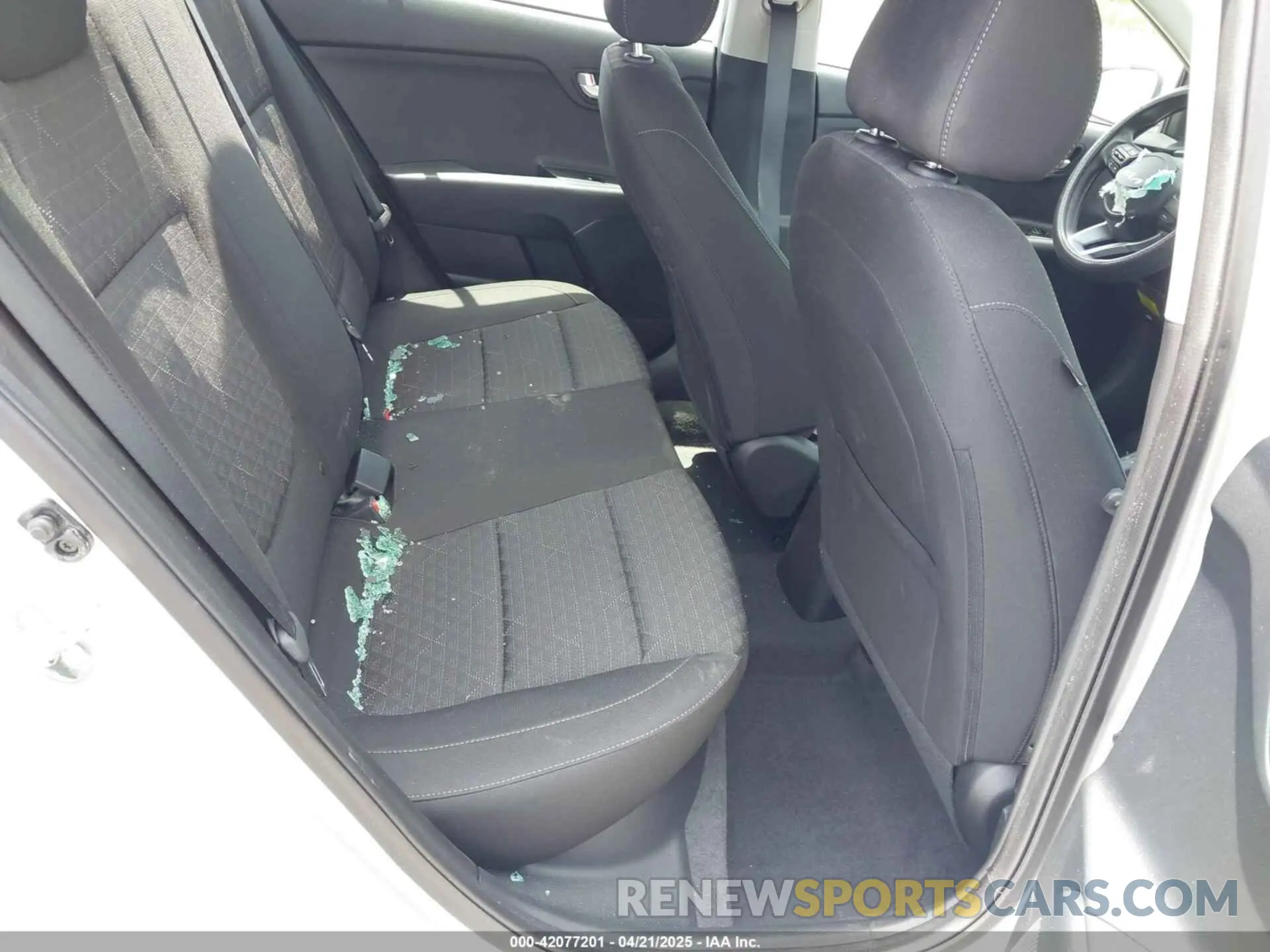 8 Photograph of a damaged car 3KPA24AD4PE604207 KIA RIO 2023