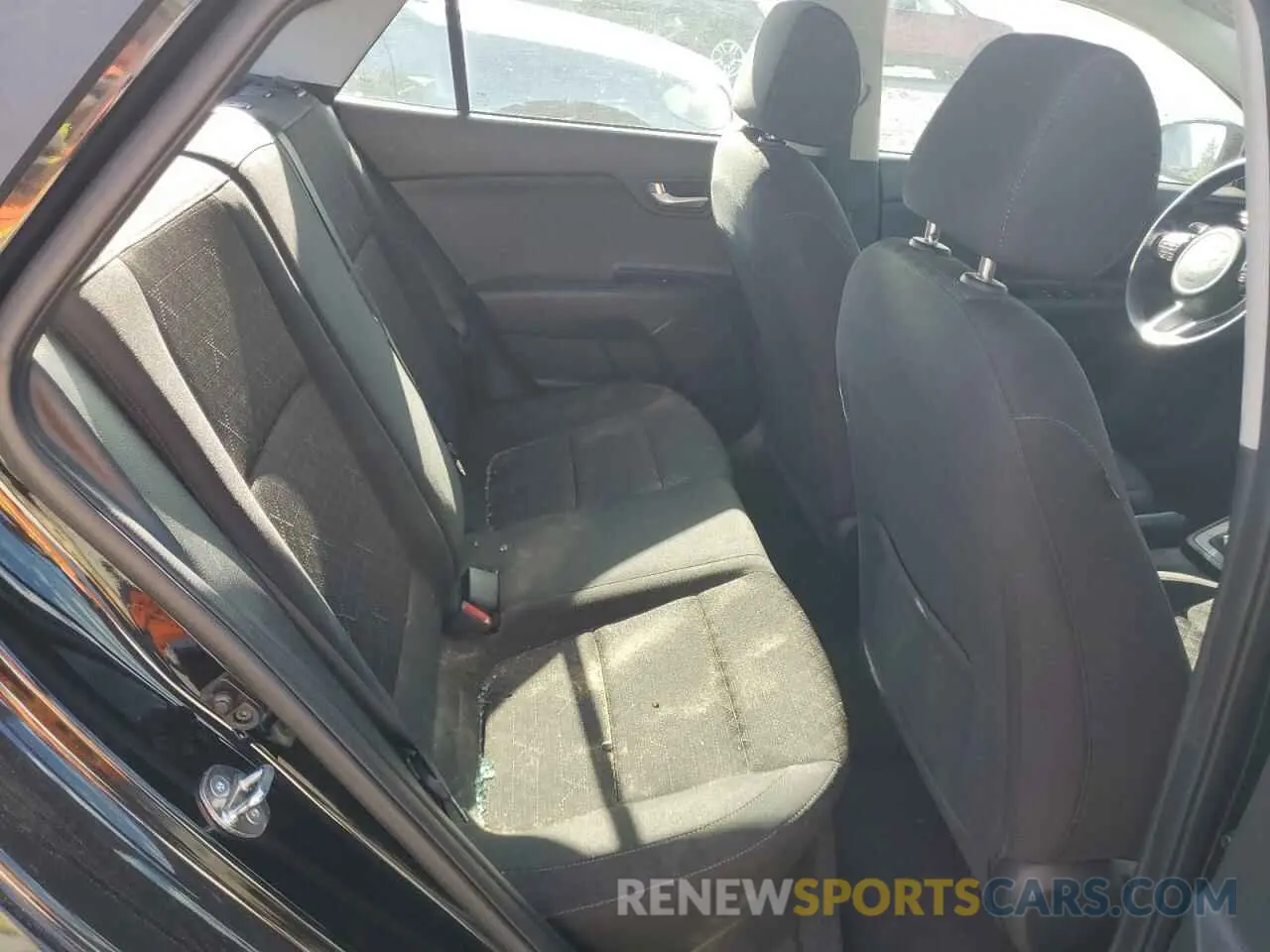 10 Photograph of a damaged car 3KPA24AD4PE613084 KIA RIO 2023