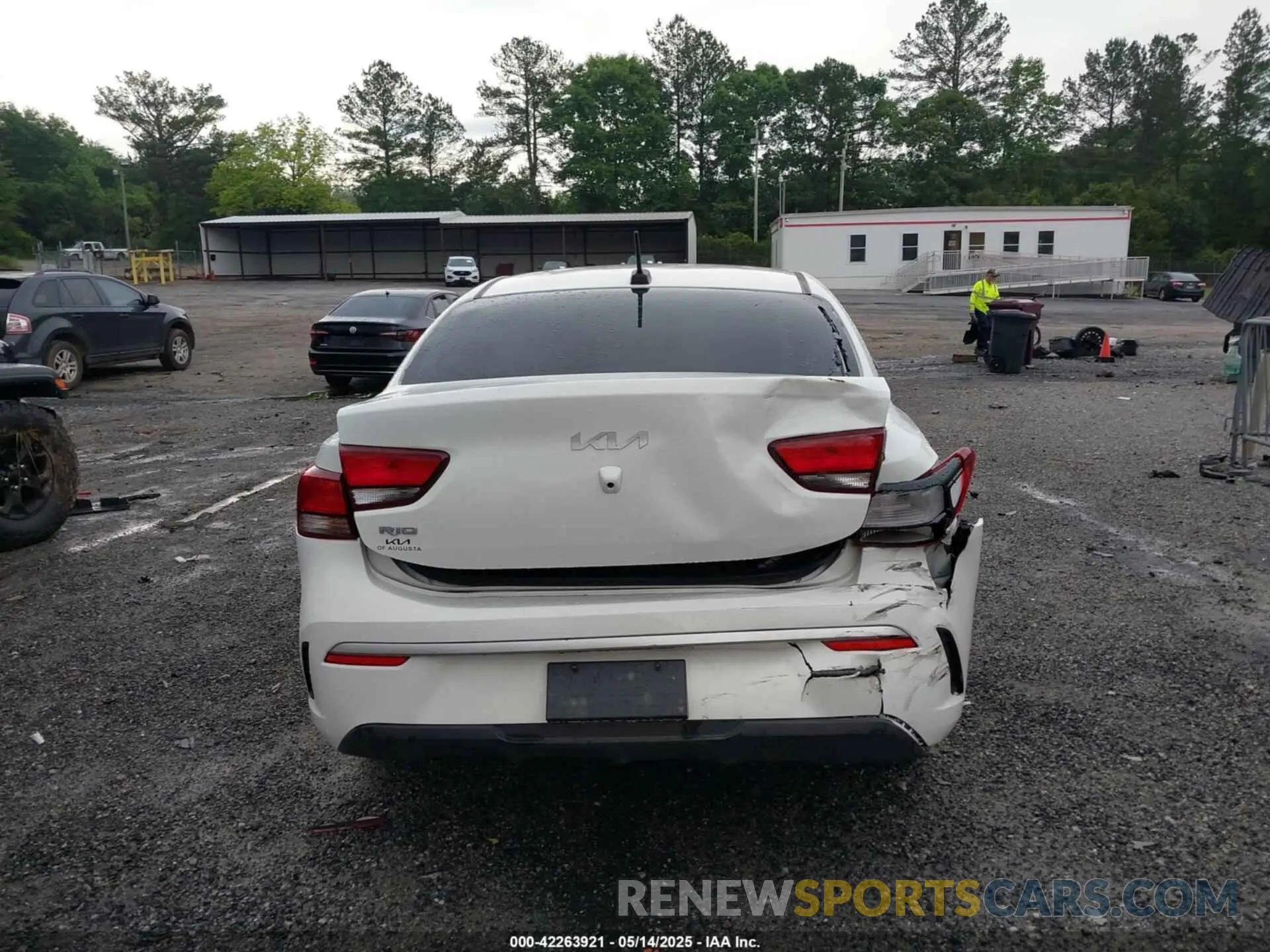 16 Photograph of a damaged car 3KPA24AD5PE520252 KIA RIO 2023