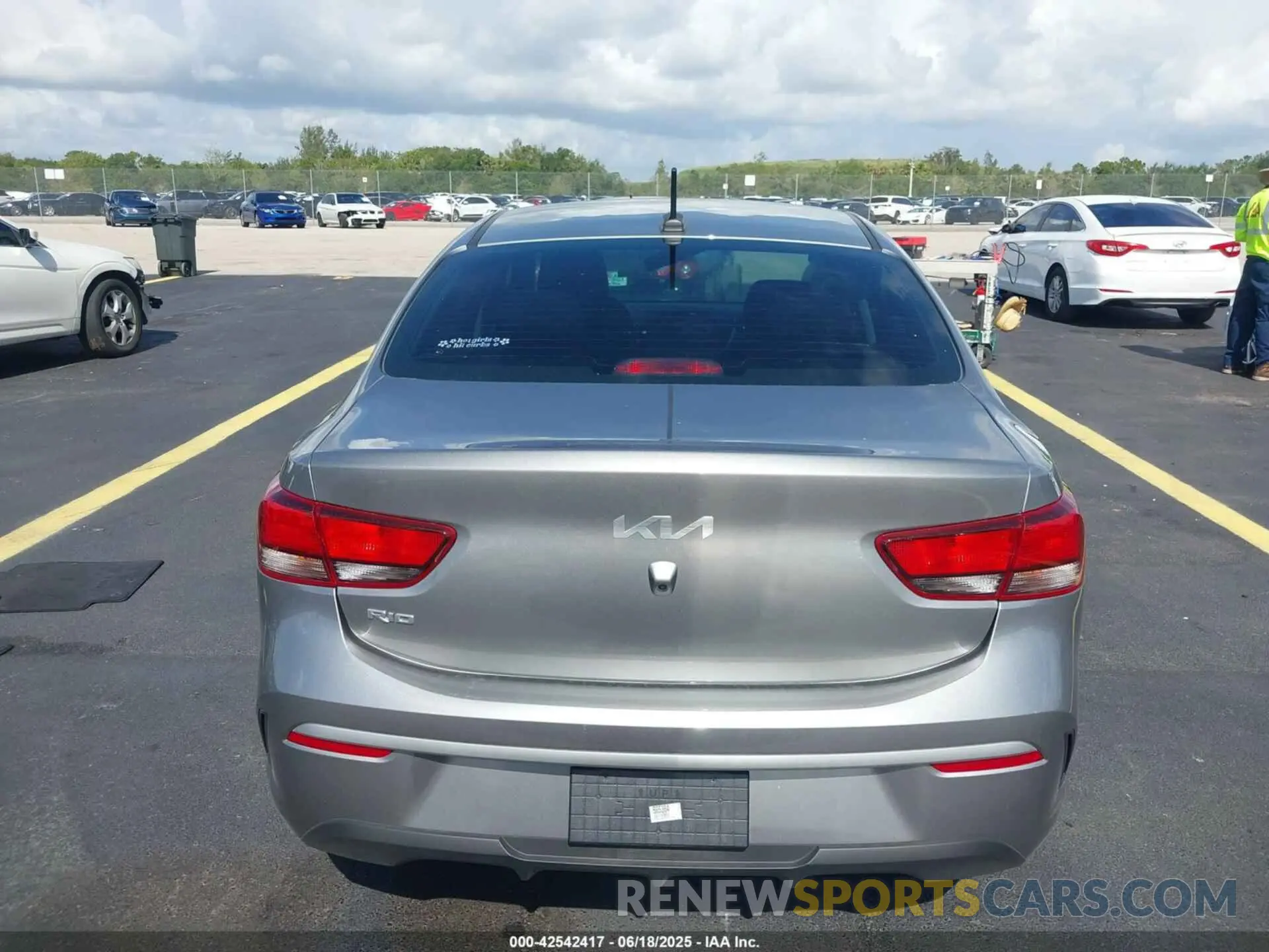 16 Photograph of a damaged car 3KPA24AD5PE565384 KIA RIO 2023