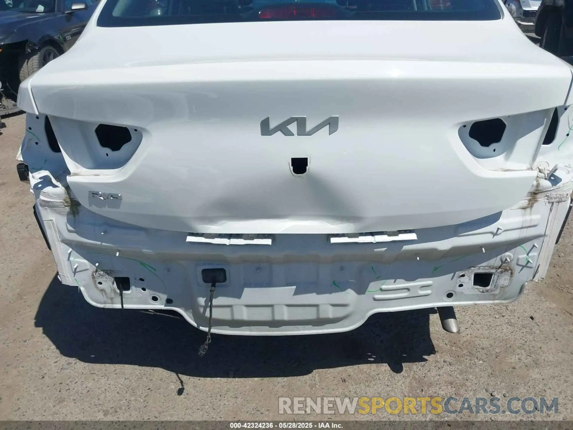 6 Photograph of a damaged car 3KPA24AD5PE615877 KIA RIO 2023