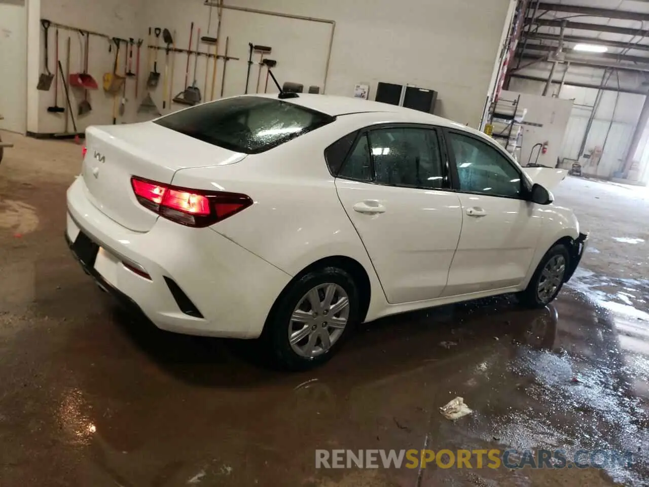 3 Photograph of a damaged car 3KPA24AD6PE563675 KIA RIO 2023