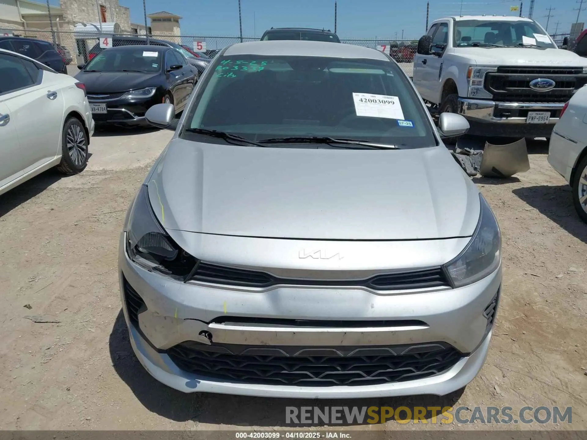 12 Photograph of a damaged car 3KPA24AD6PE600384 KIA RIO 2023