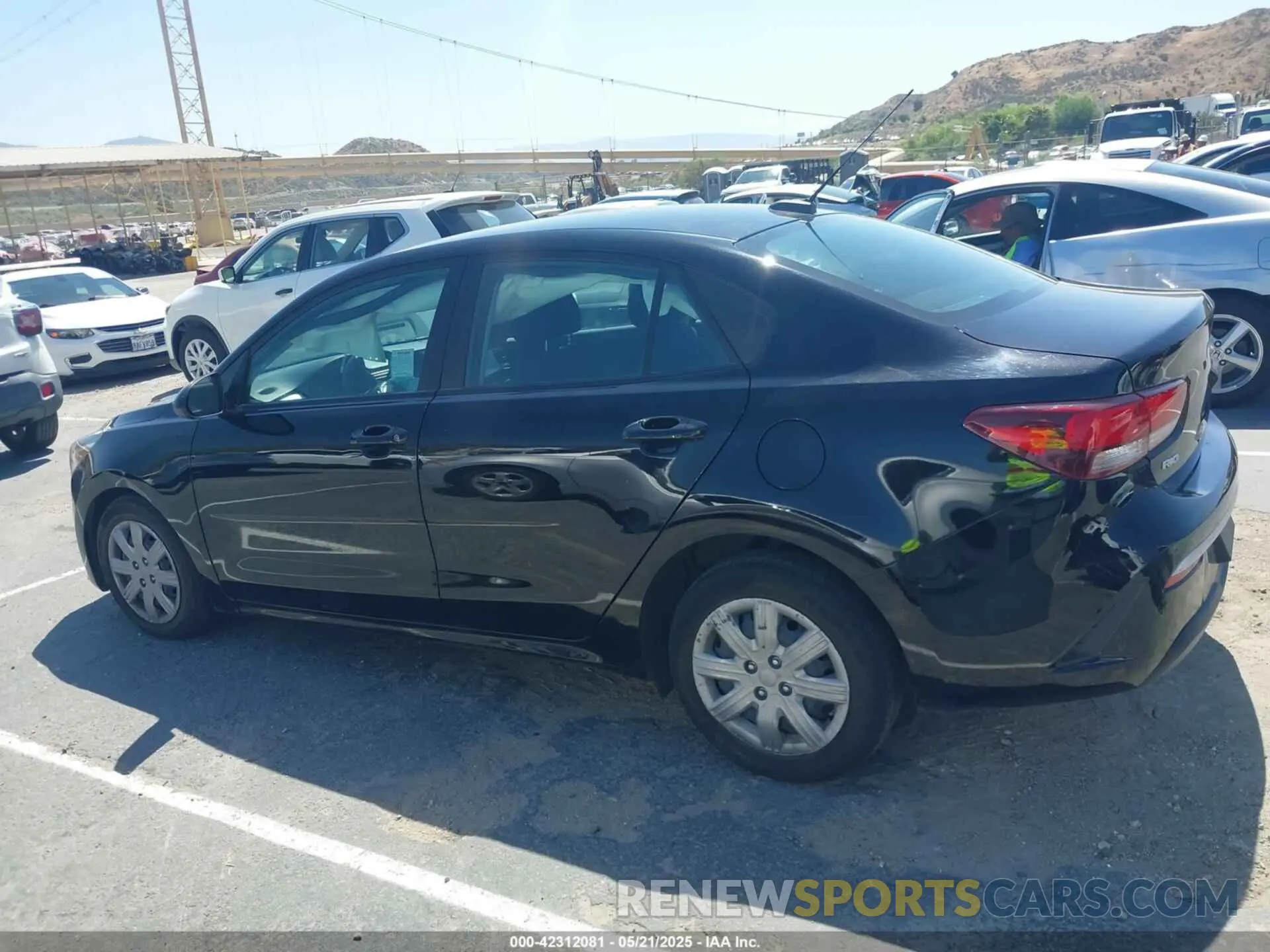 14 Photograph of a damaged car 3KPA24AD7PE615833 KIA RIO 2023