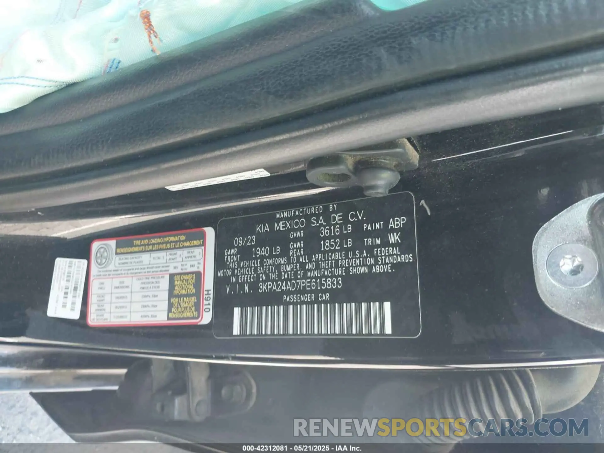 9 Photograph of a damaged car 3KPA24AD7PE615833 KIA RIO 2023