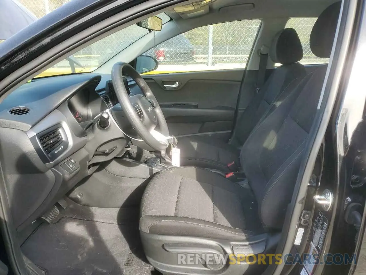 7 Photograph of a damaged car 3KPA24AD7PE625410 KIA RIO 2023