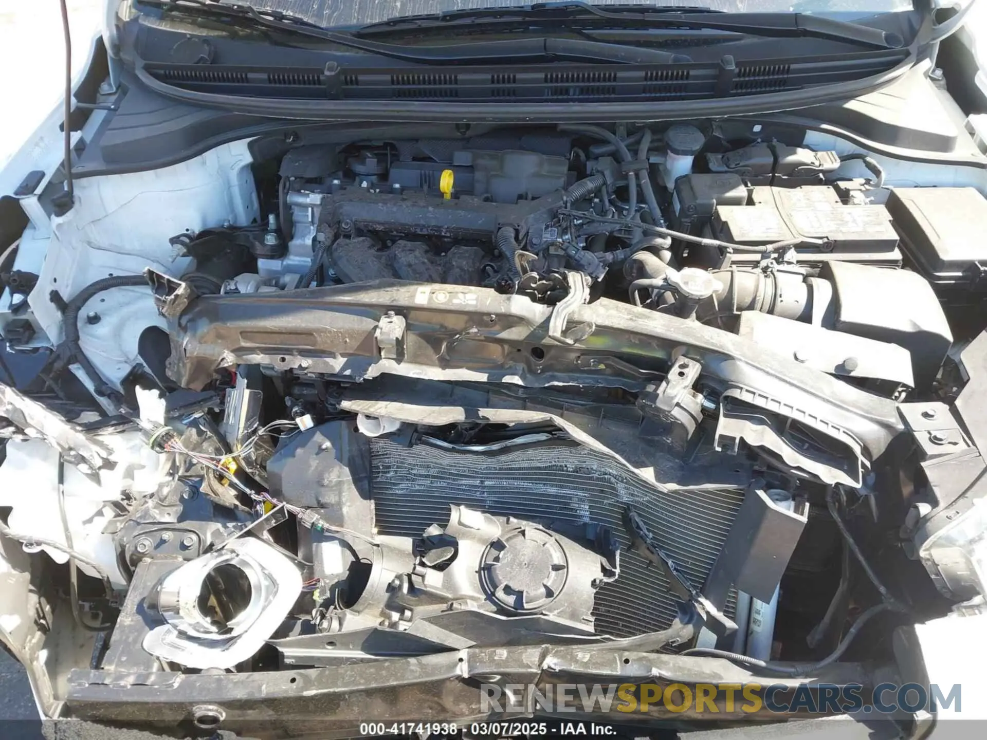 10 Photograph of a damaged car 3KPA24AD8PE554914 KIA RIO 2023