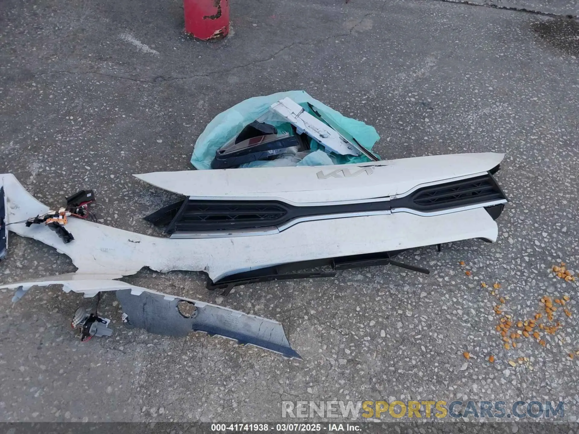 12 Photograph of a damaged car 3KPA24AD8PE554914 KIA RIO 2023