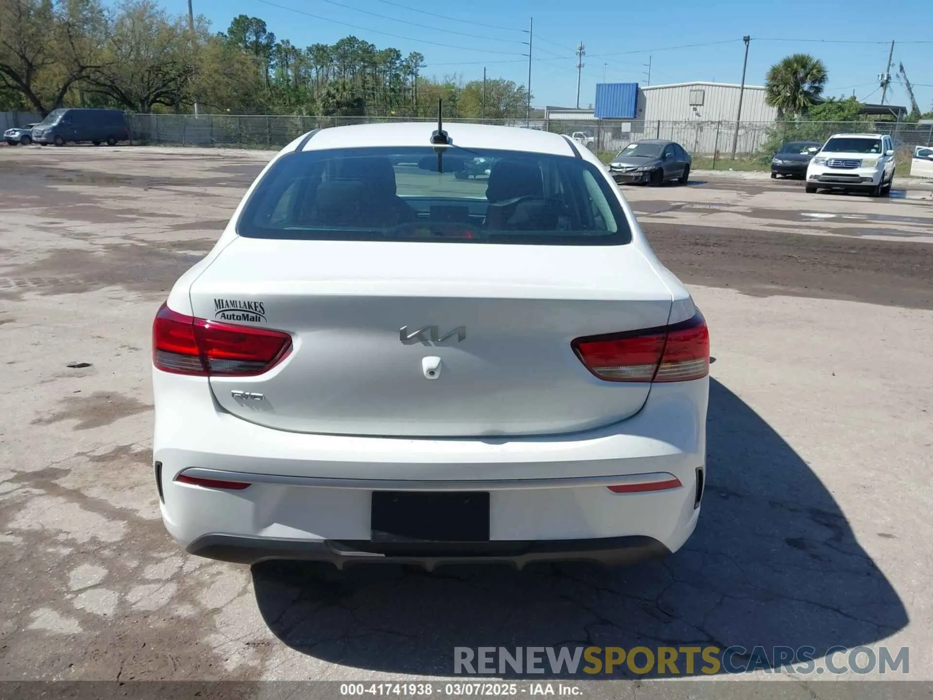 17 Photograph of a damaged car 3KPA24AD8PE554914 KIA RIO 2023