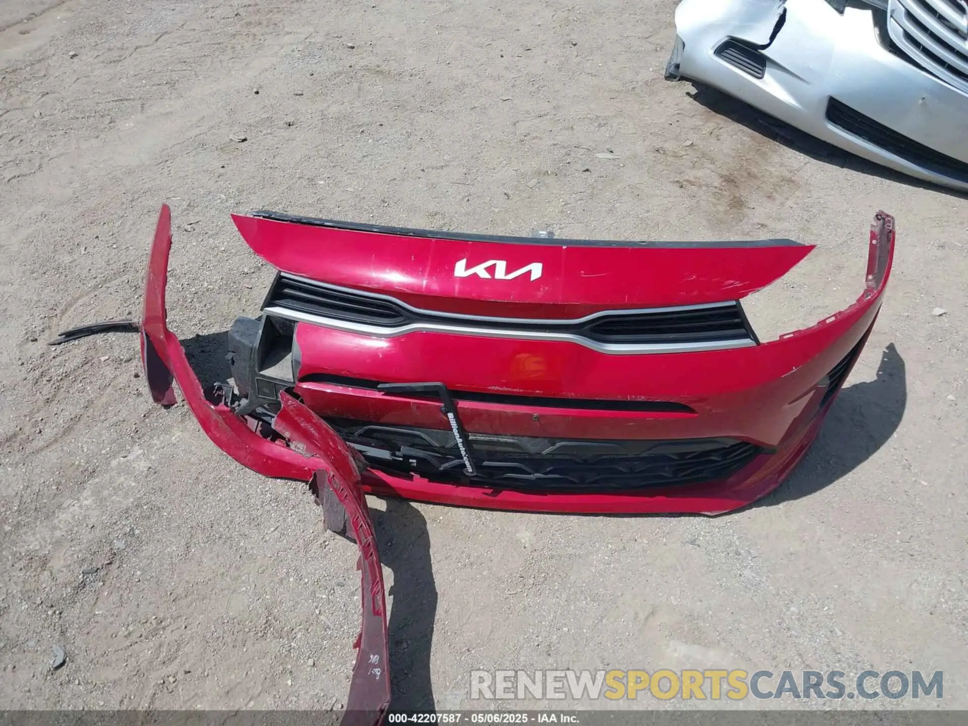 12 Photograph of a damaged car 3KPA24AD8PE584723 KIA RIO 2023