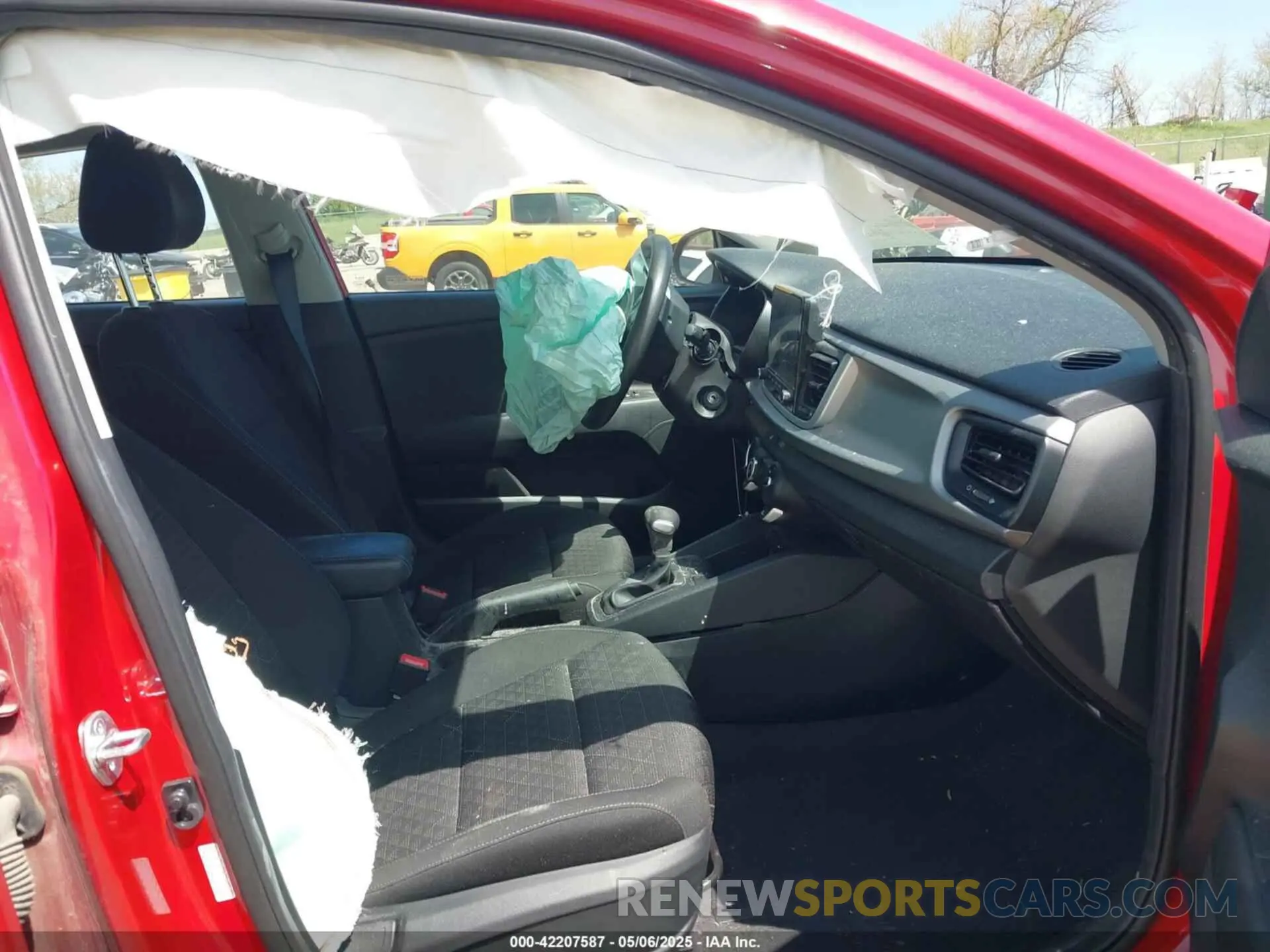 5 Photograph of a damaged car 3KPA24AD8PE584723 KIA RIO 2023