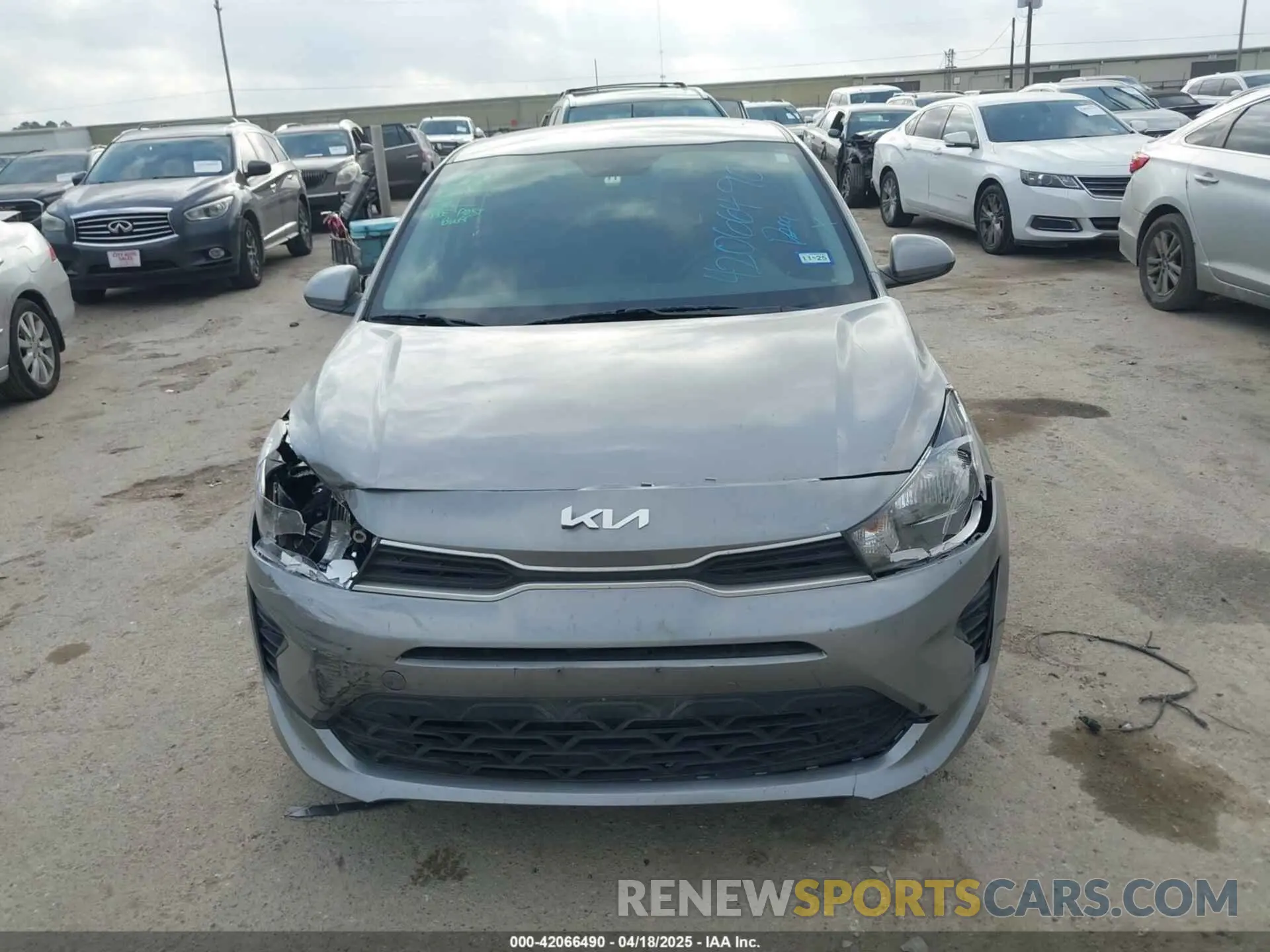 12 Photograph of a damaged car 3KPA24AD9PE525759 KIA RIO 2023
