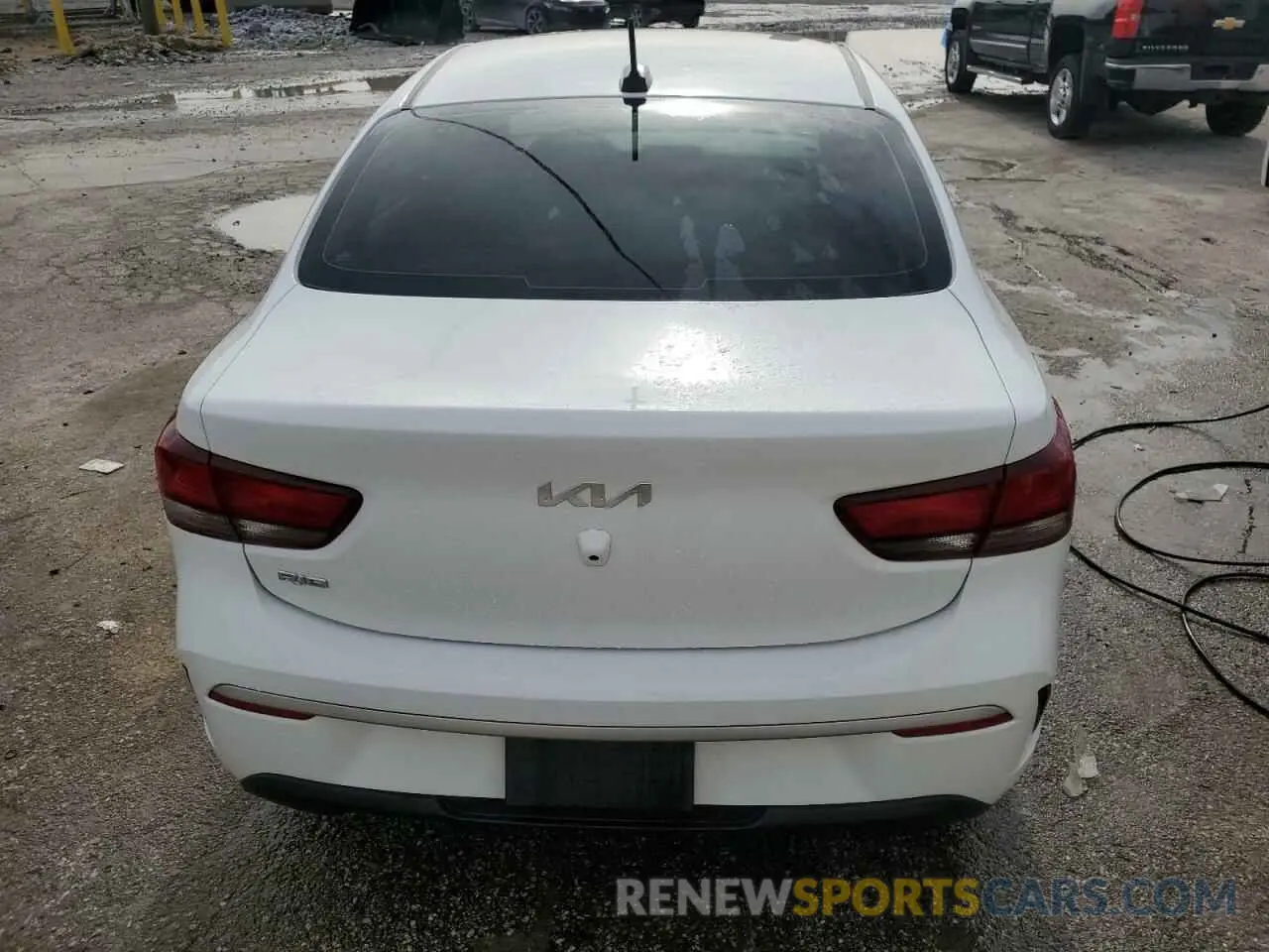 6 Photograph of a damaged car 3KPA24AD9PE530525 KIA RIO 2023