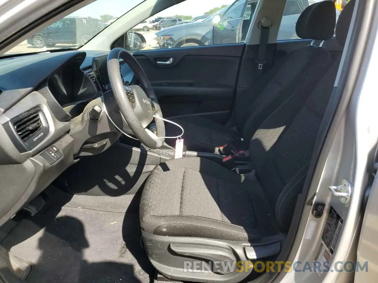 7 Photograph of a damaged car 3KPA24AD9PE554761 KIA RIO 2023